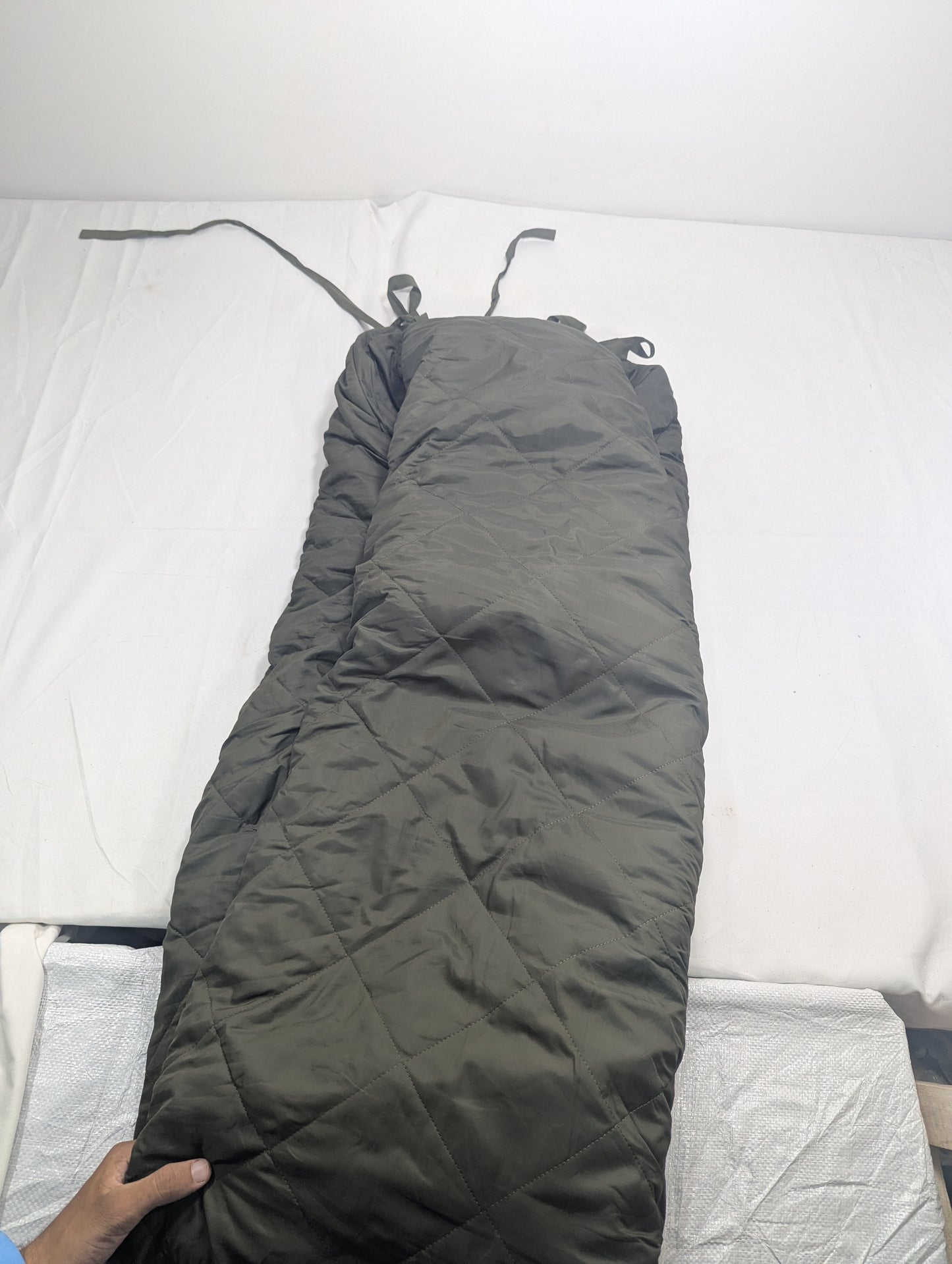 Preloved Military lot sleeping bag Sb16A
