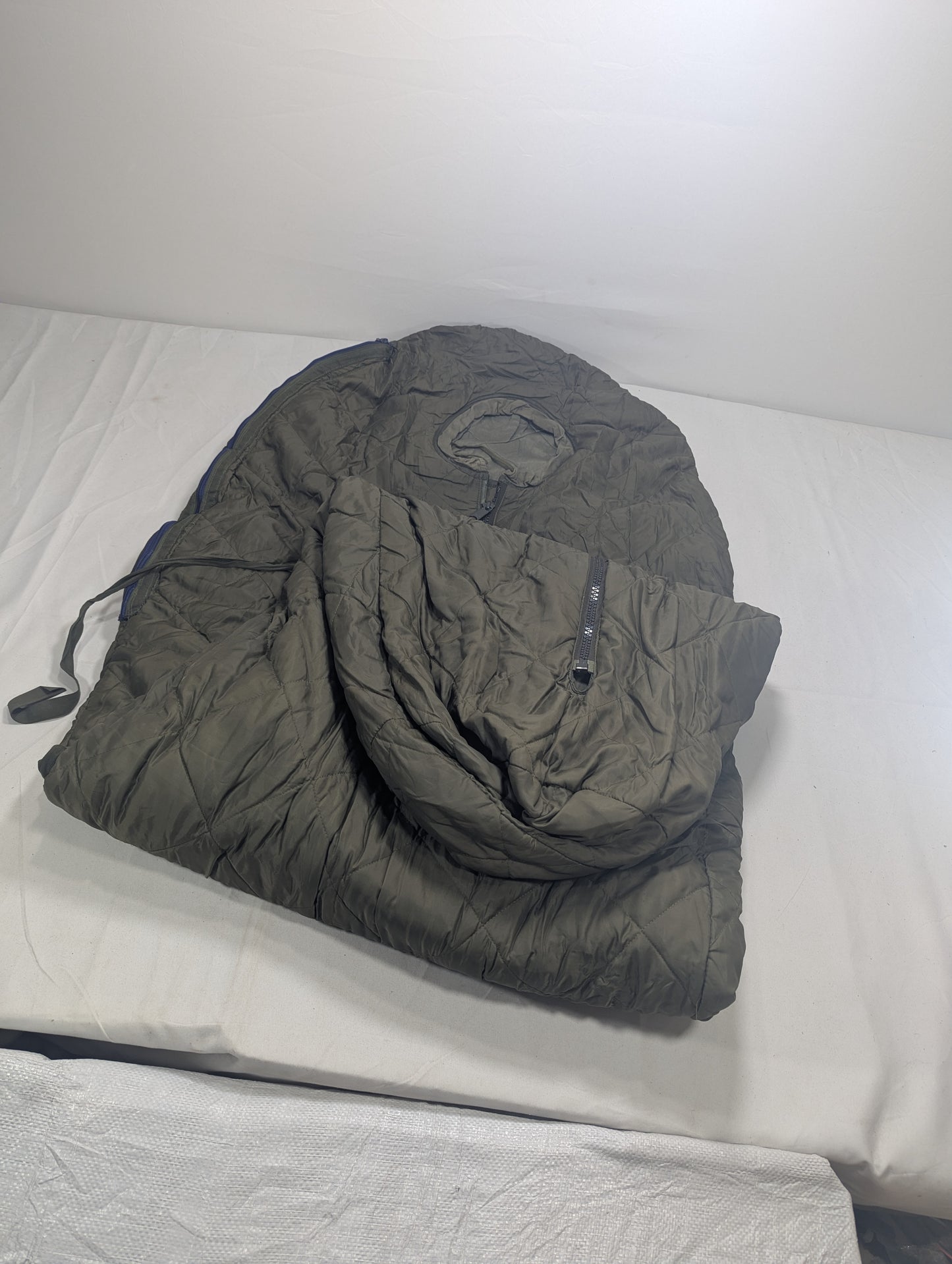 Preloved Military lot sleeping bag Sb13