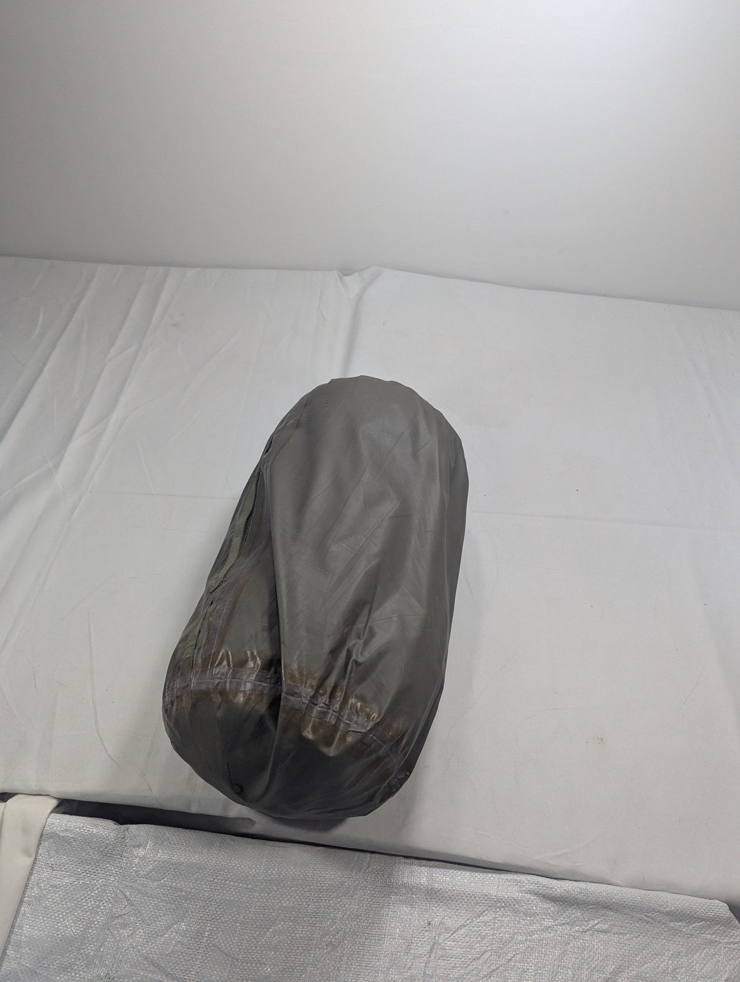 Preloved Military lot sleeping bag Sb16