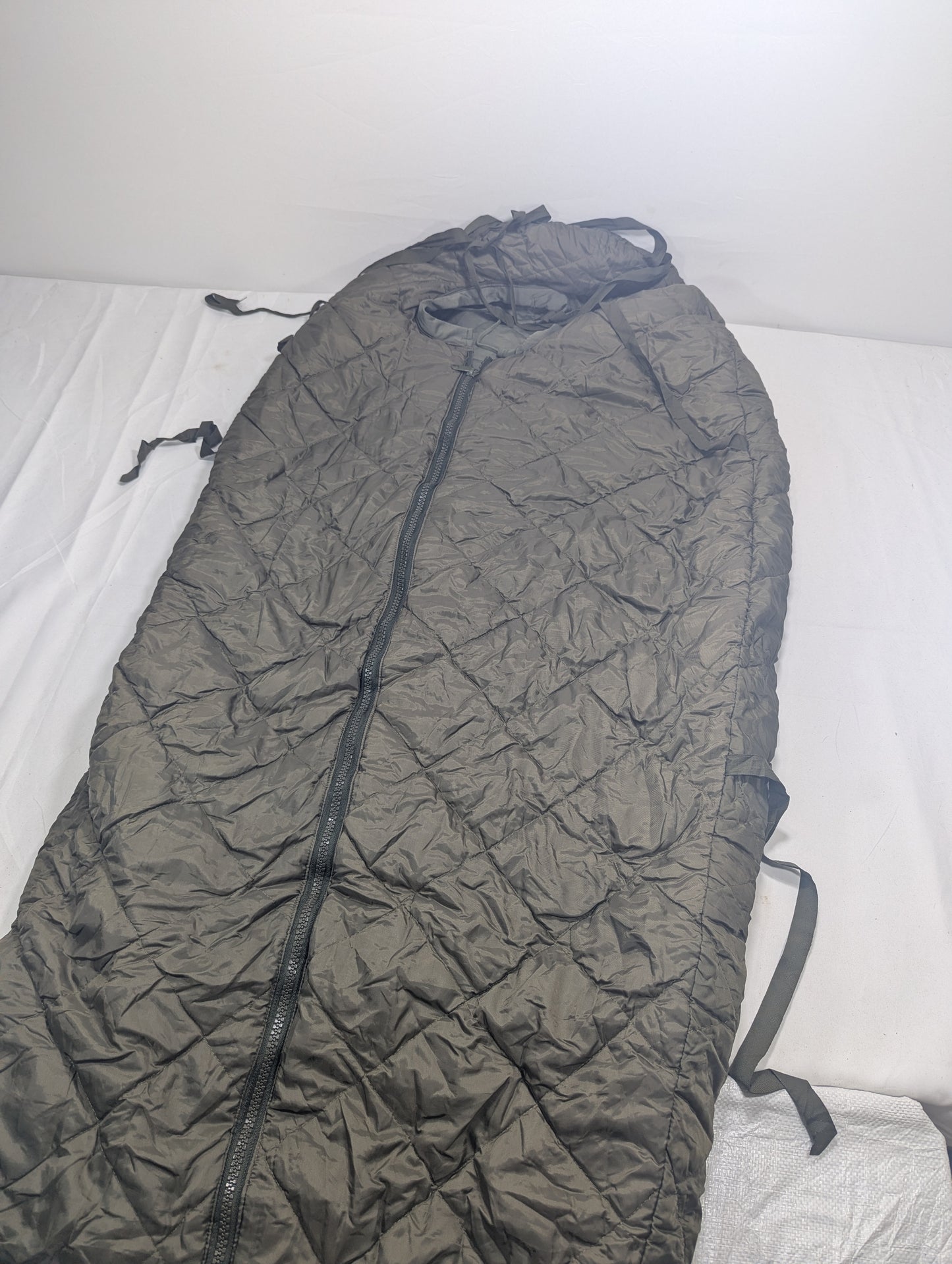 Preloved Military lot sleeping bag Sb16