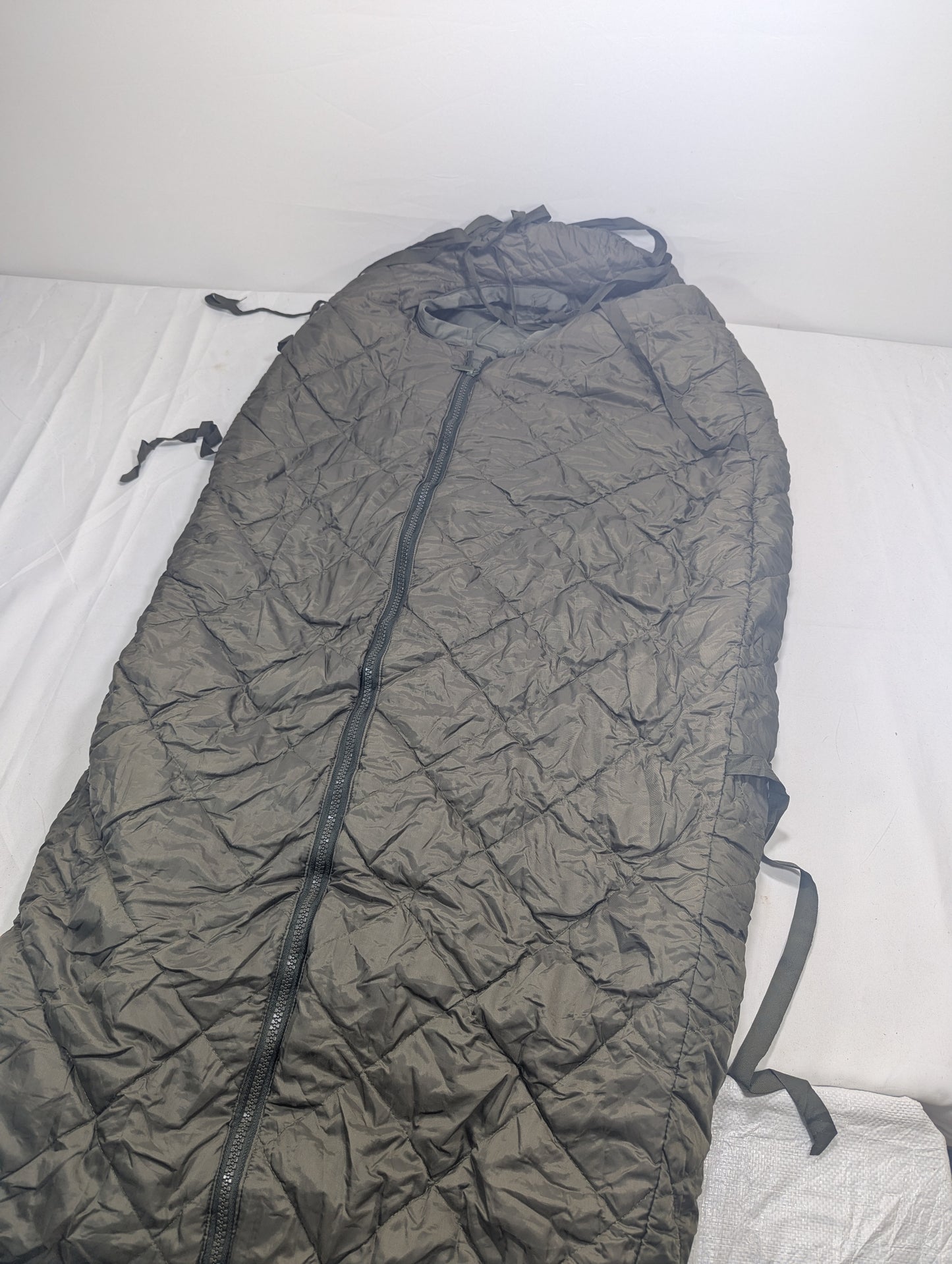 Preloved Military lot sleeping bag Sb16