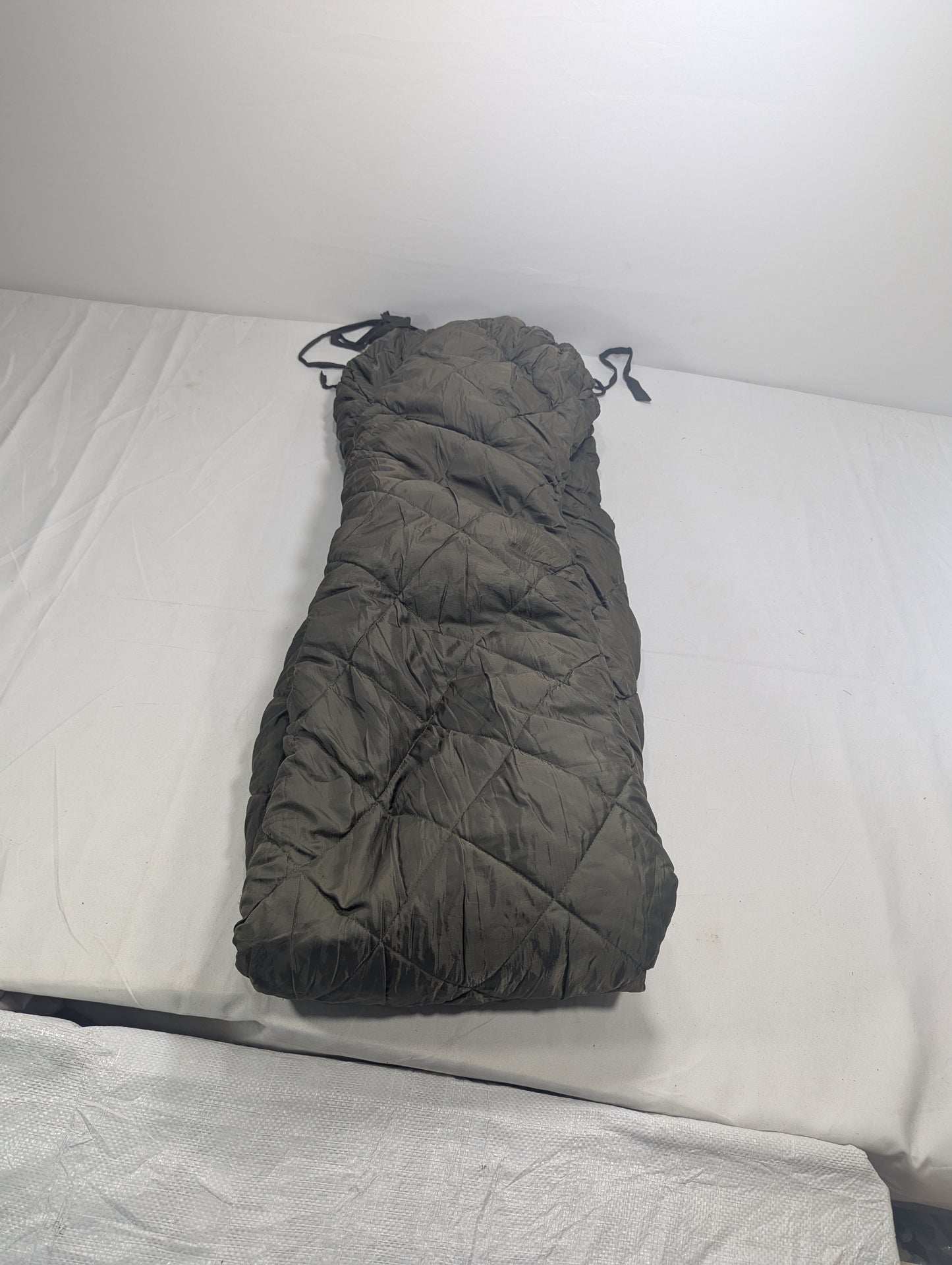 Preloved Military lot sleeping bag Sb31