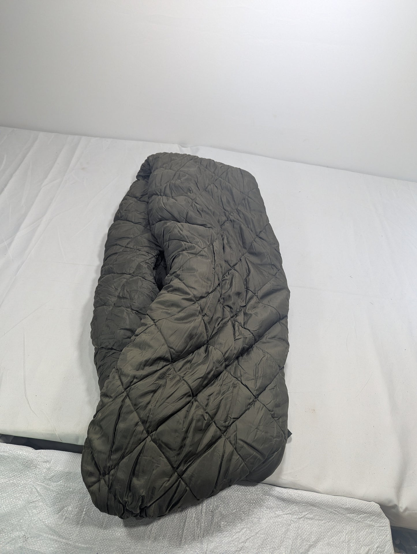 Preloved Military lot sleeping bag Sb31