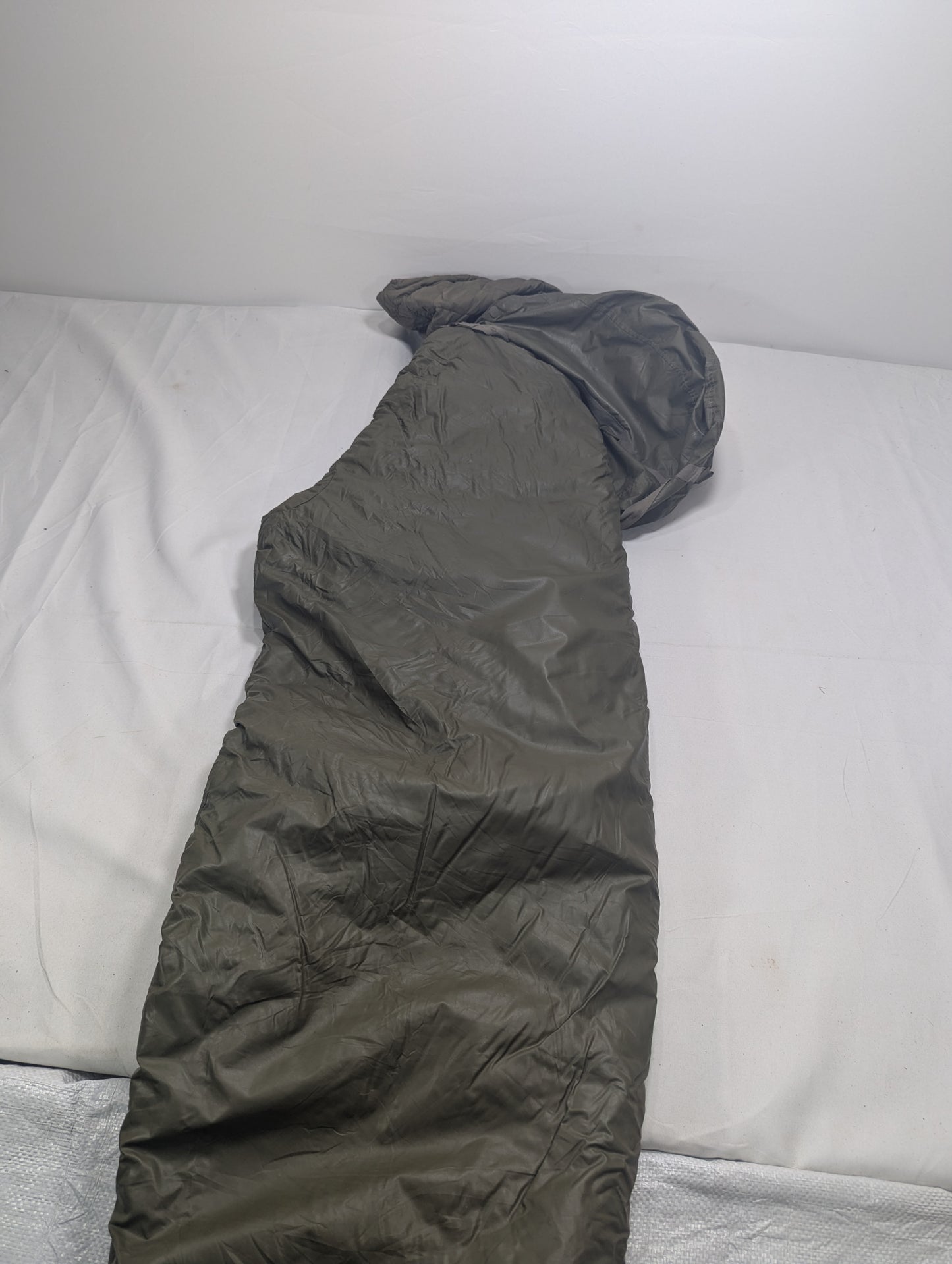 Preloved Military lot sleeping bag Sb93