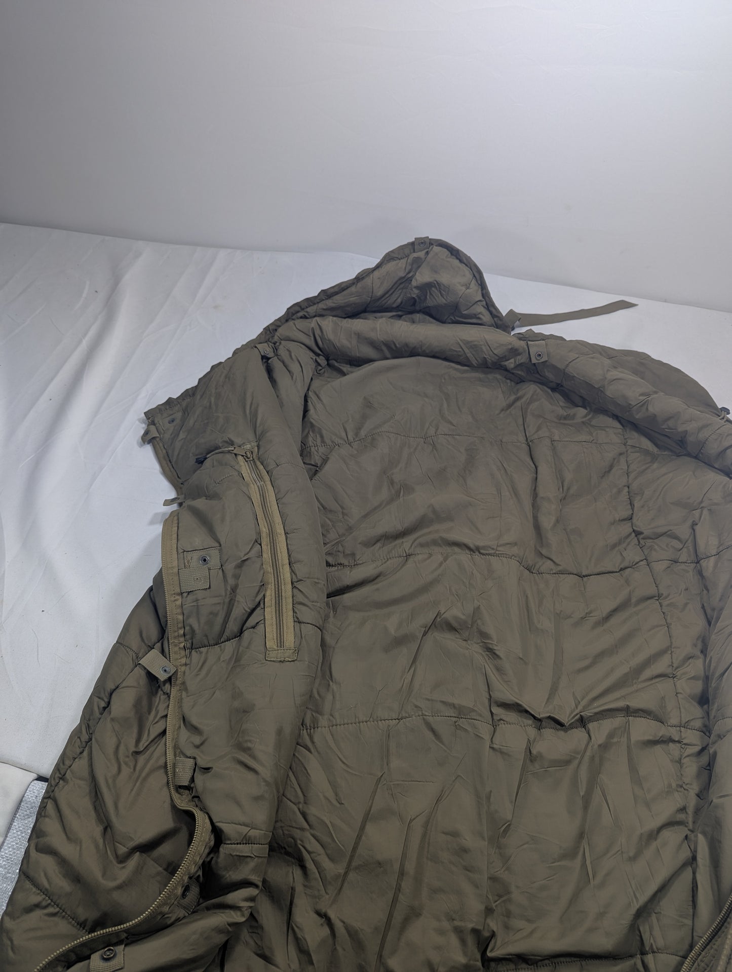 Preloved Military lot sleeping bag Sb76