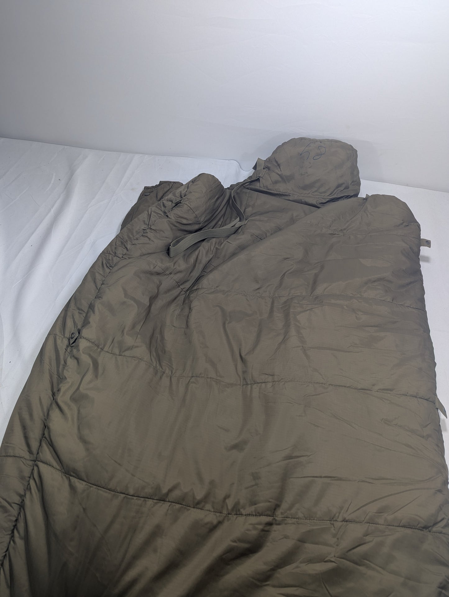 Preloved Military lot sleeping bag Sb63