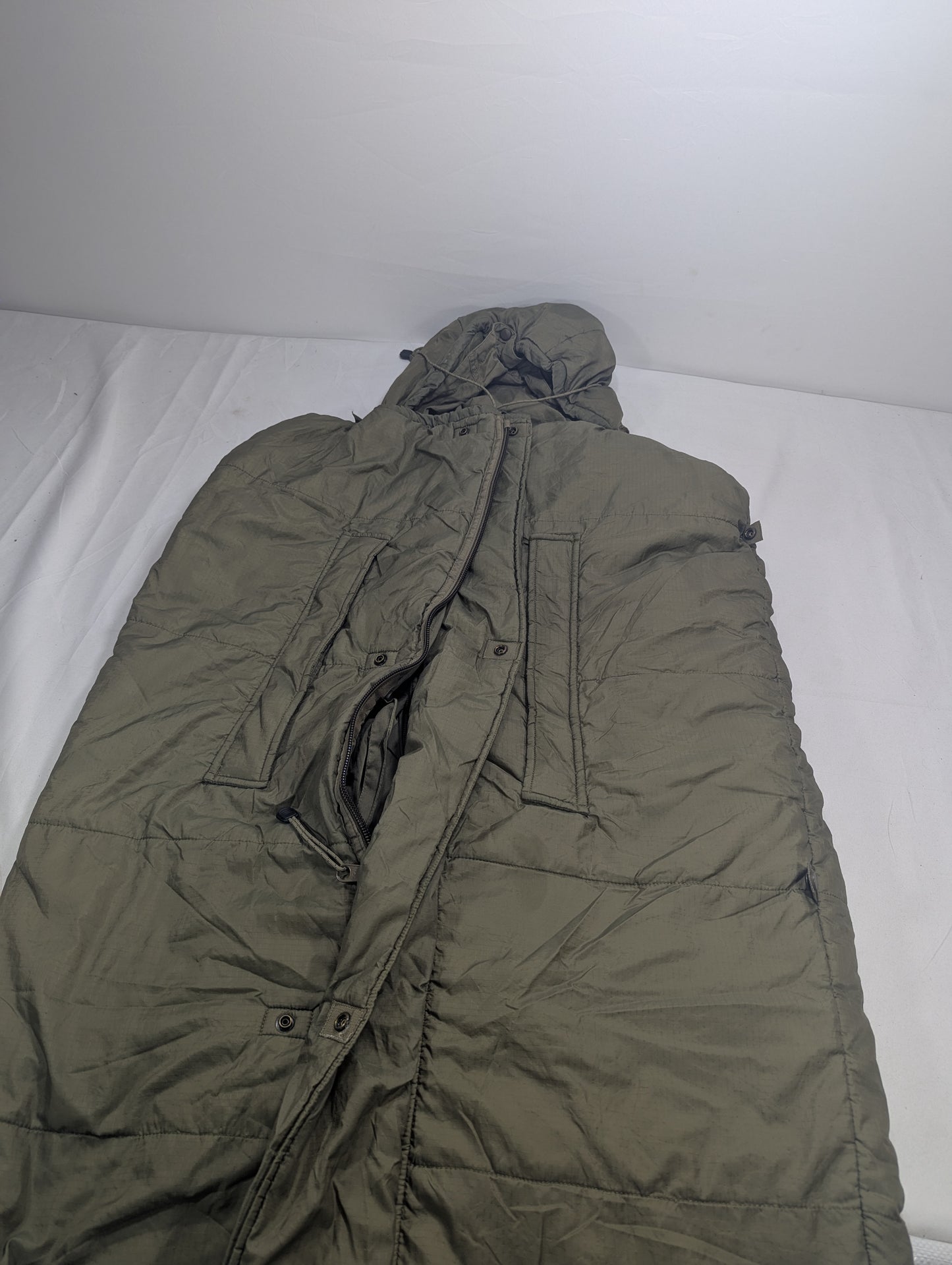 Preloved Military lot sleeping bag Sb81