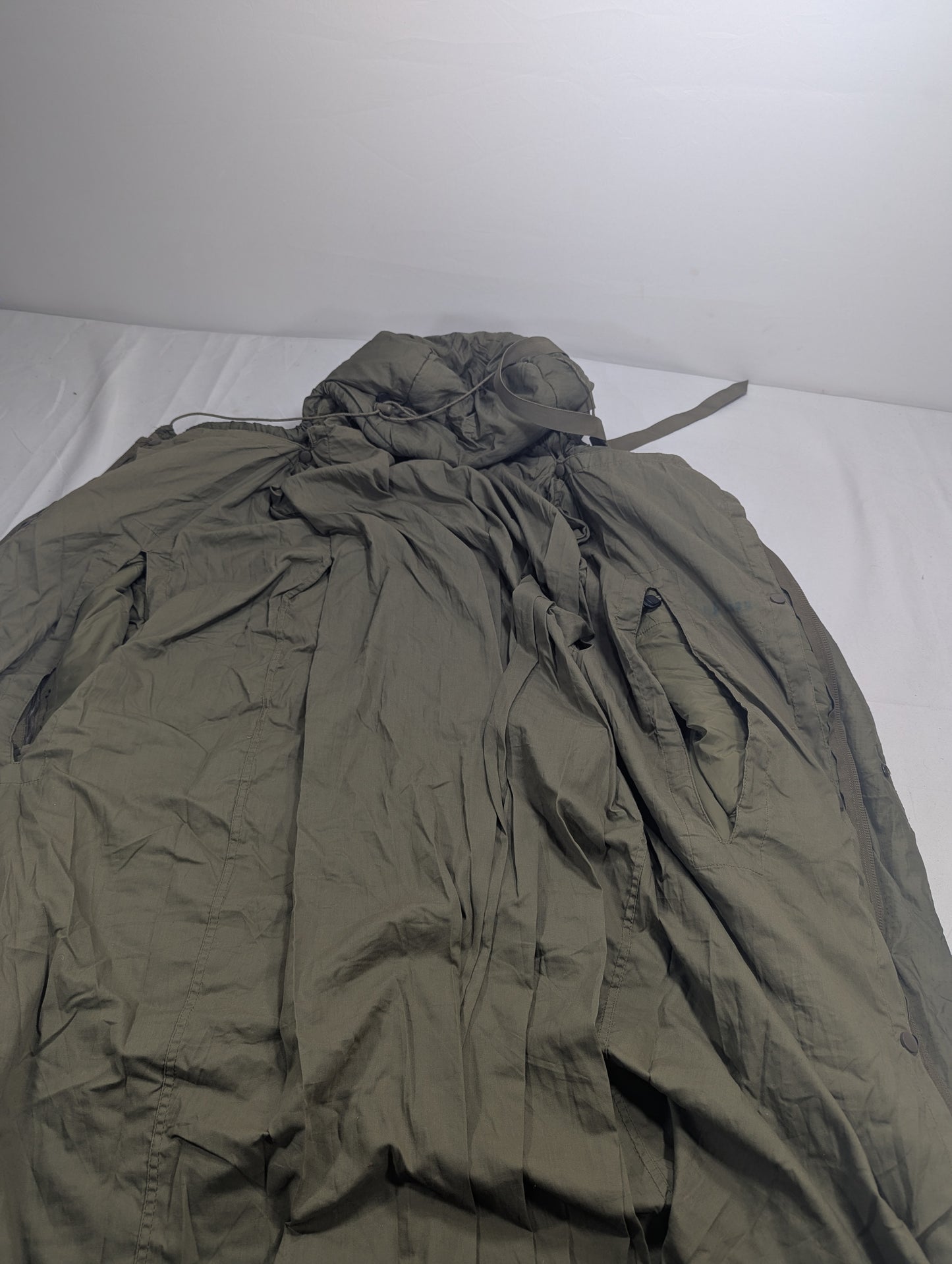 Preloved Military lot sleeping bag Sb81