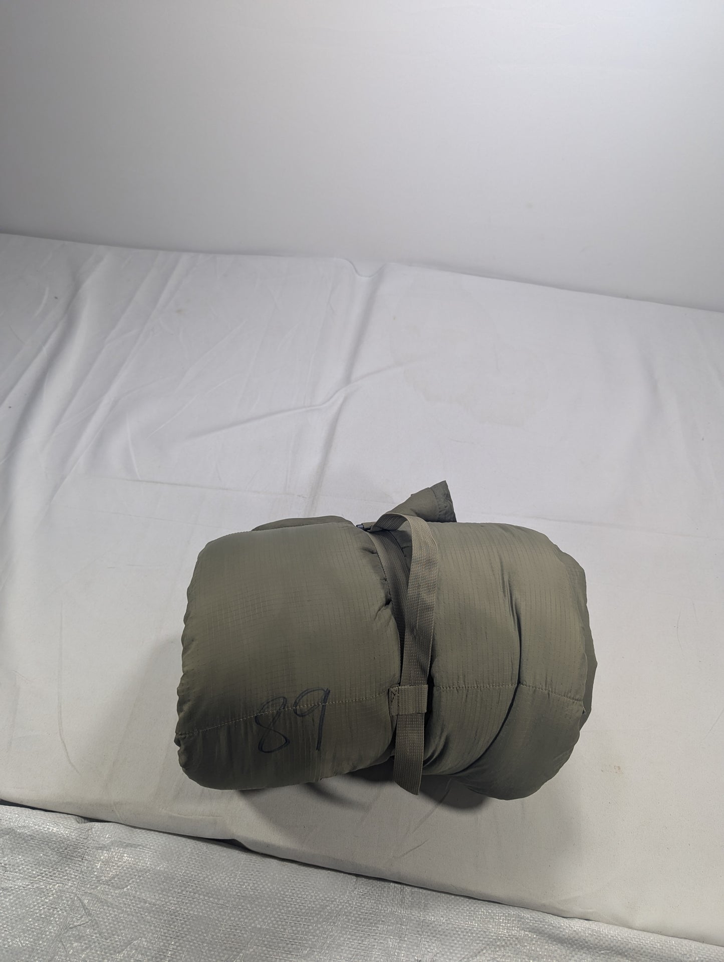 Preloved Military lot sleeping bag Sb89
