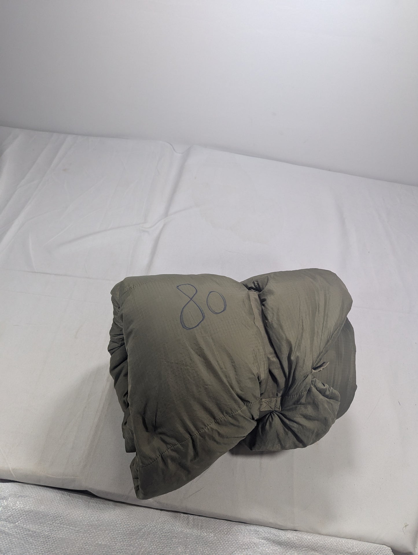 Preloved Military lot sleeping bag Sb80