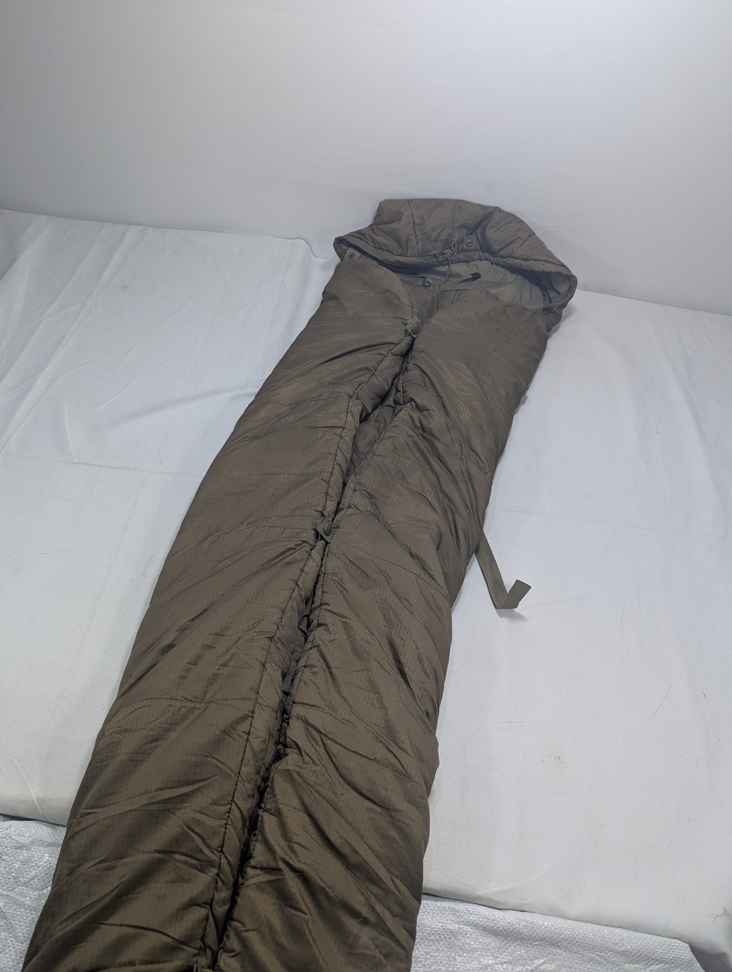 Preloved Military lot sleeping bag Sb83