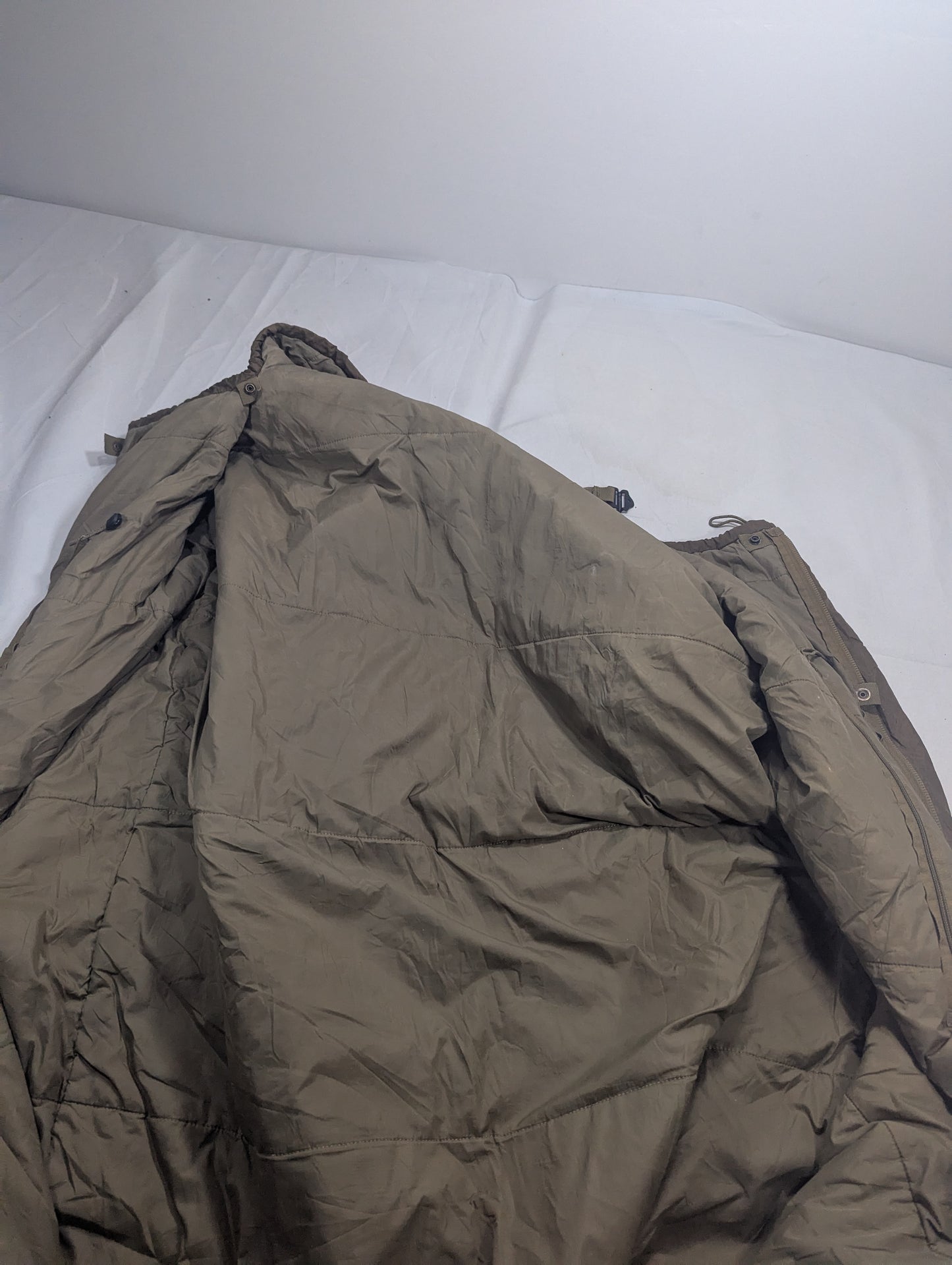 Preloved Military lot sleeping bag Sb83