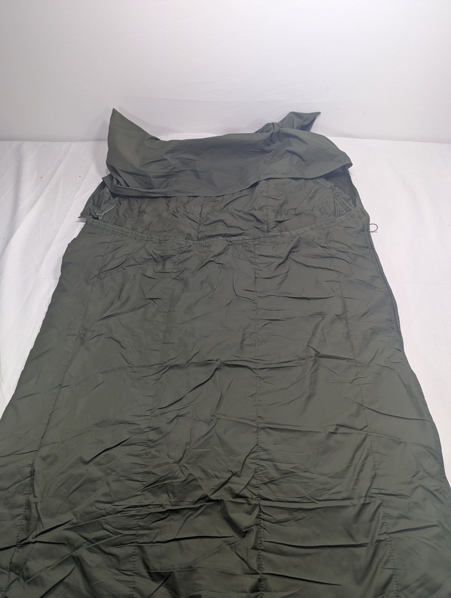 Preloved Military lot sleeping bag Sb25