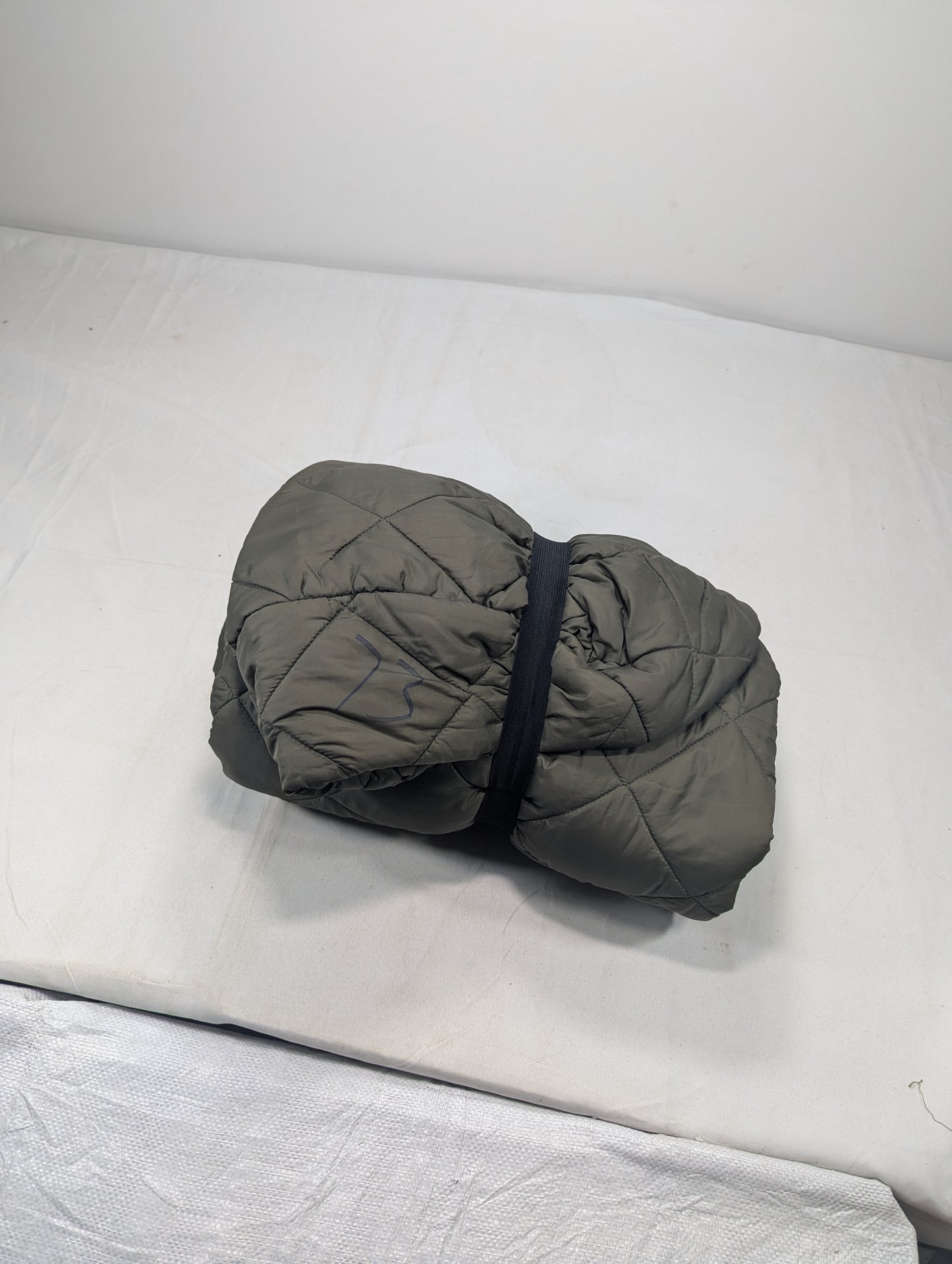 Preloved Military lot sleeping bag Sb73