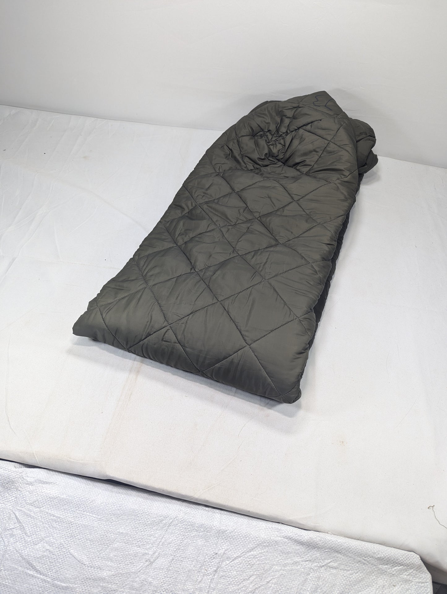Preloved Military lot sleeping bag Sb73
