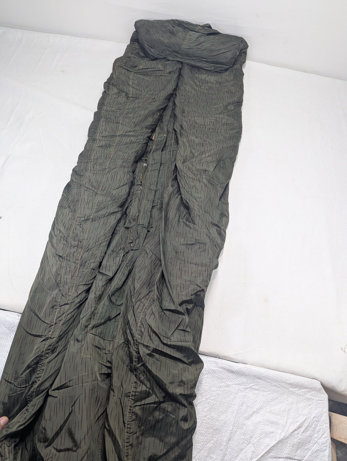 Preloved Military lot sleeping bag Sb53