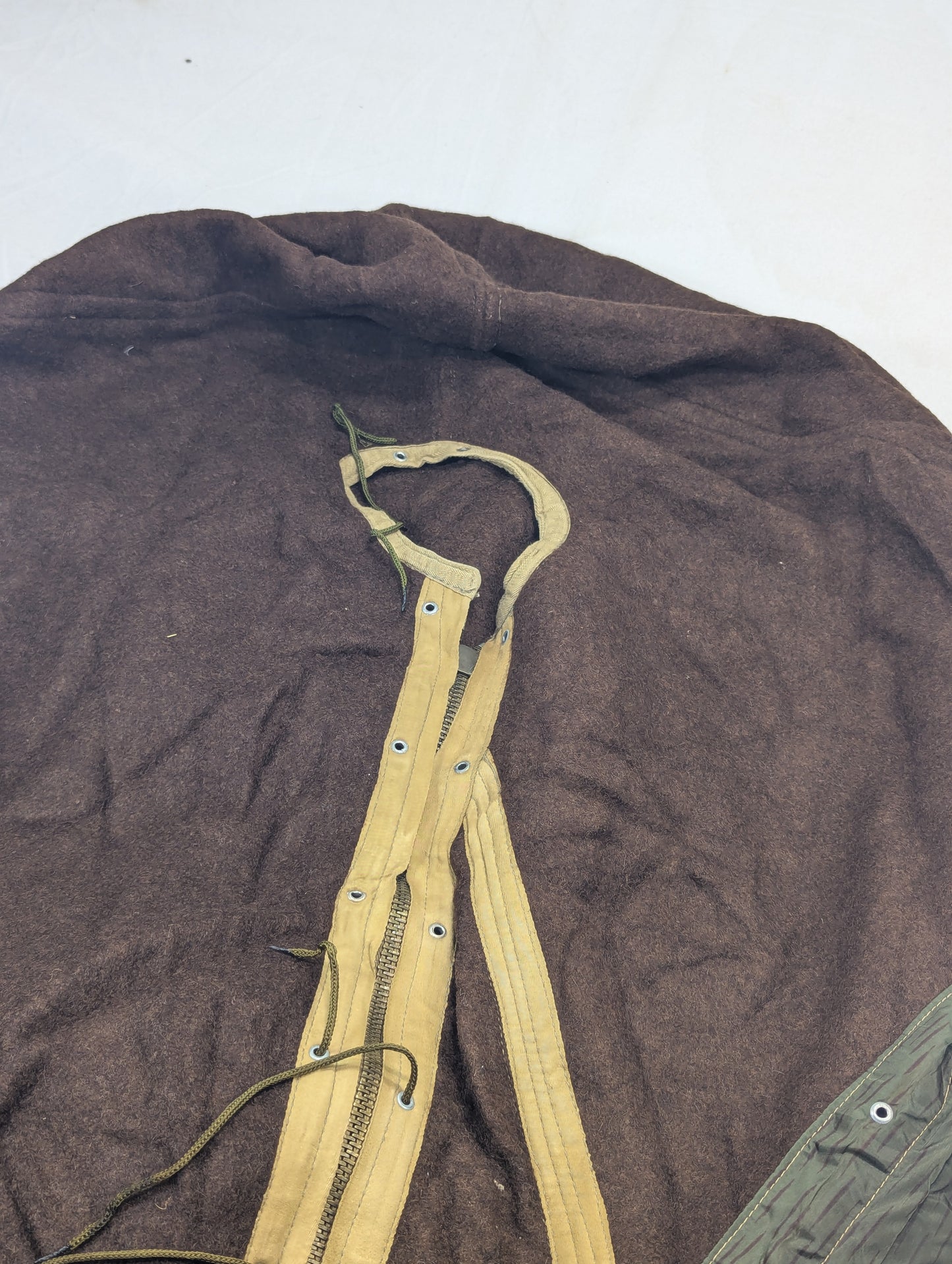 Preloved Military lot sleeping bag Sb53