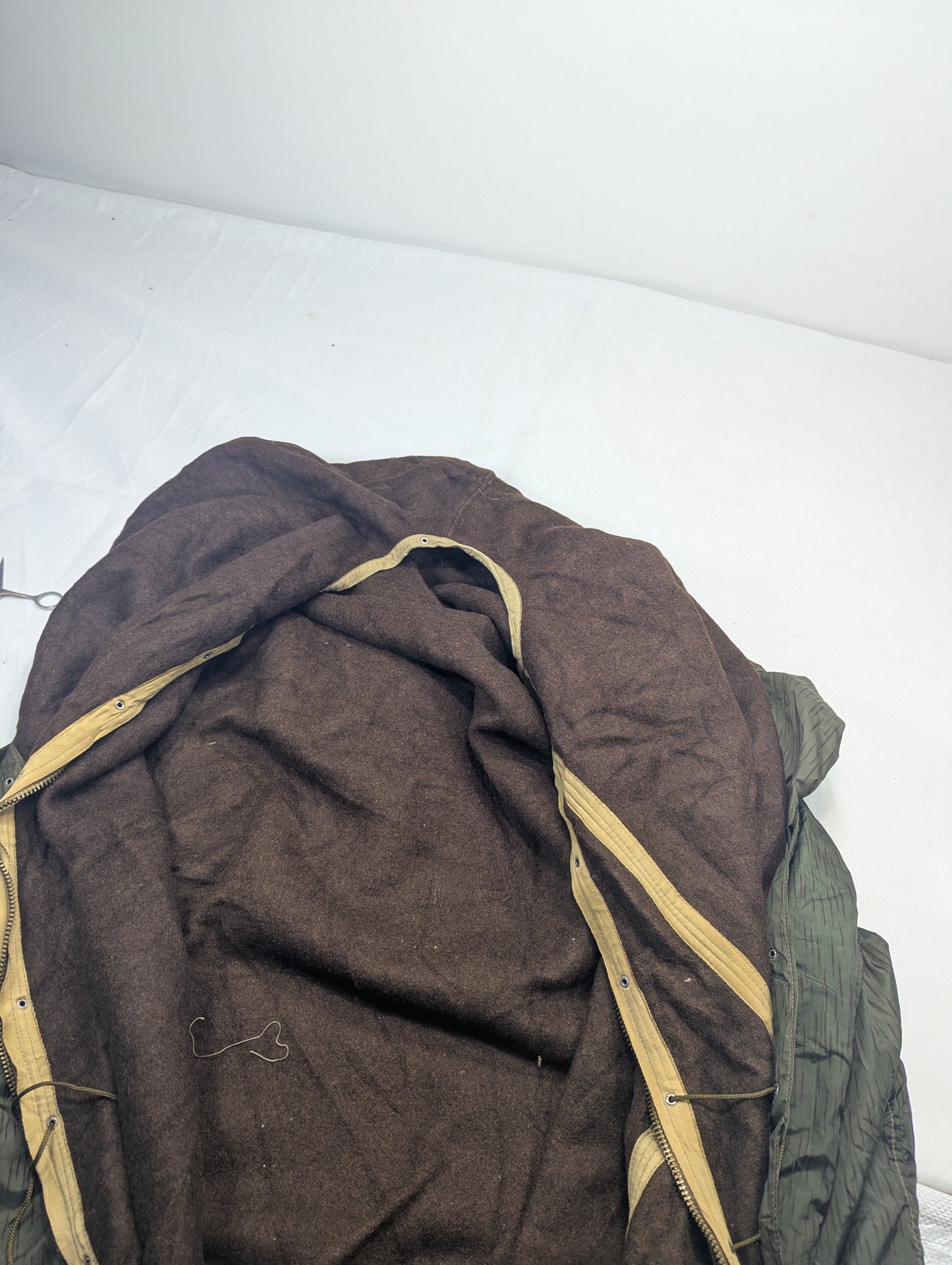 Preloved Military lot sleeping bag Sb53