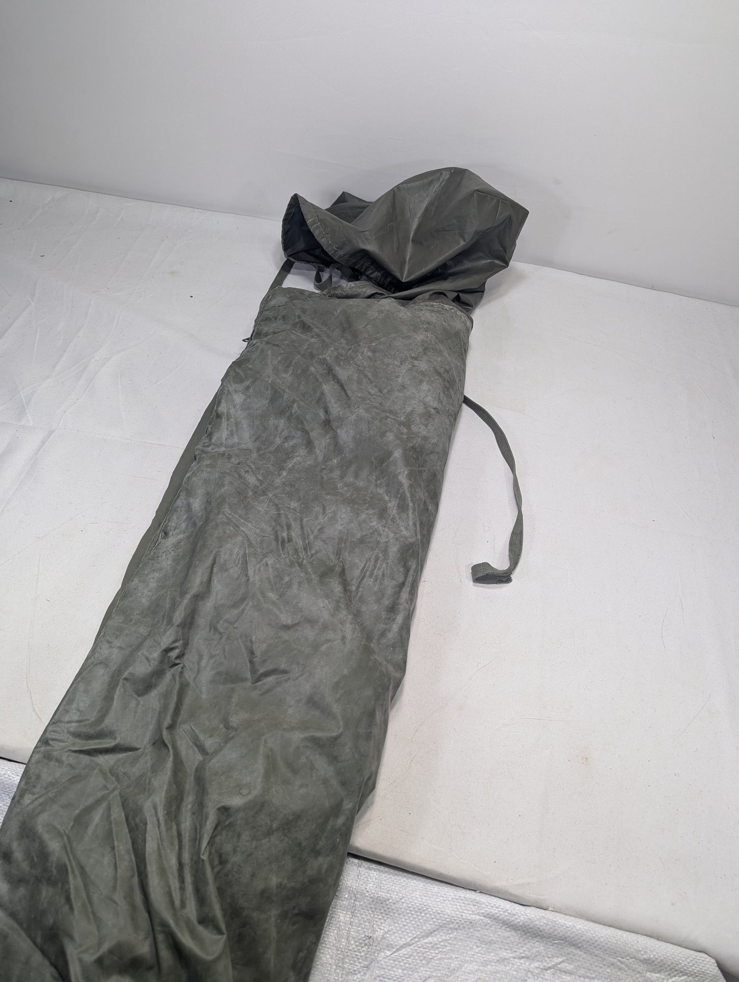 Preloved Military lot sleeping bag Sb 1D