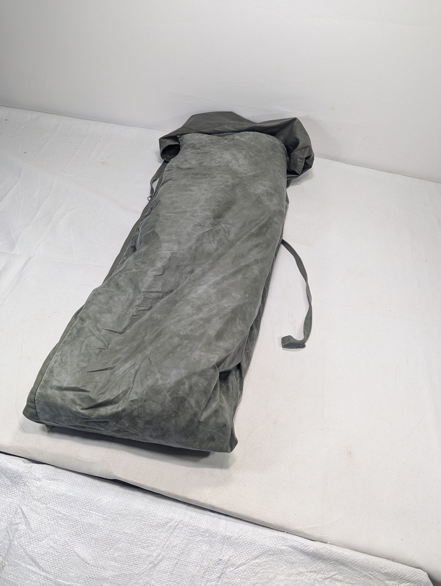 Preloved Military lot sleeping bag Sb 1D