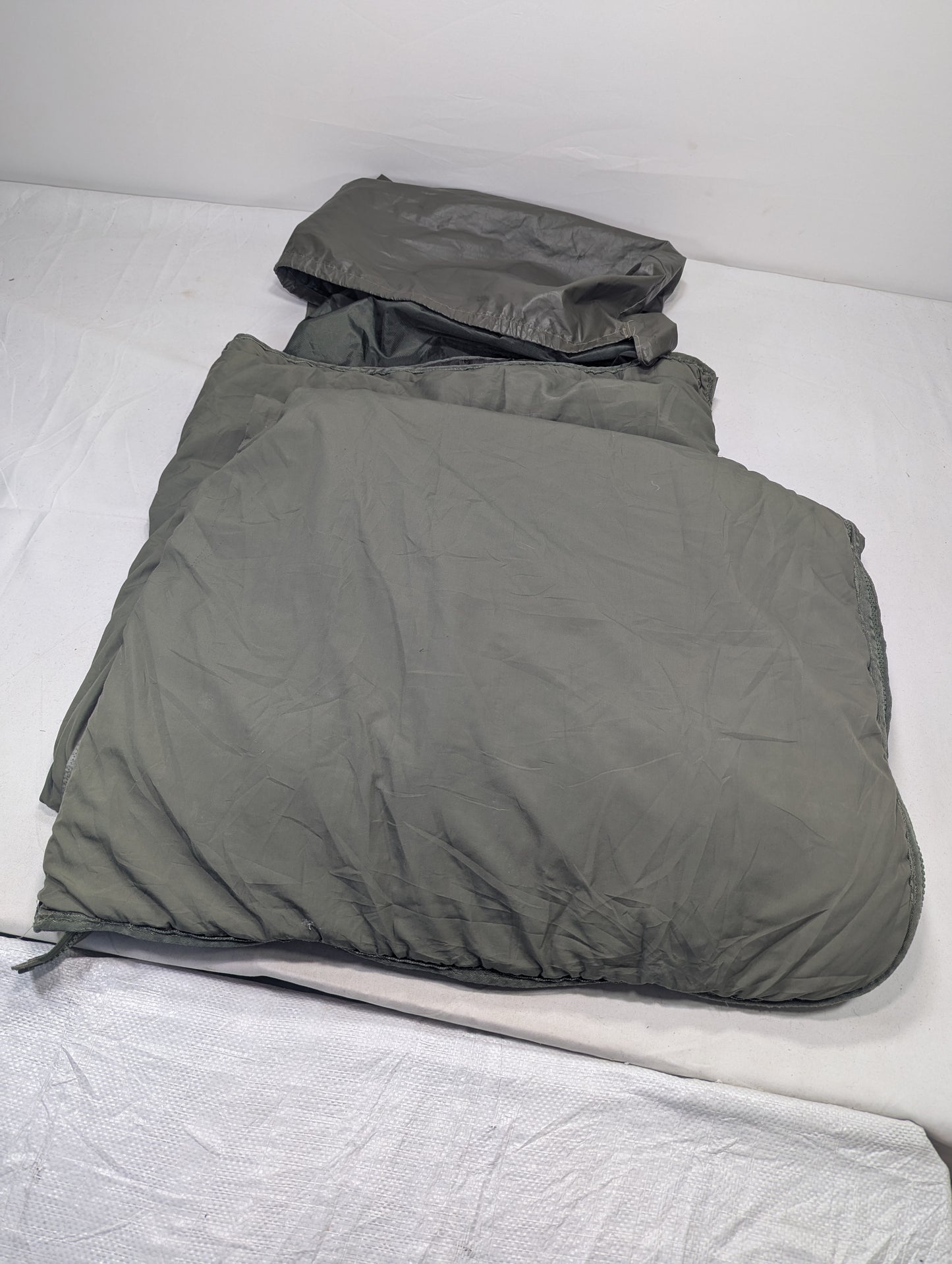 Preloved Military lot sleeping bag Sb 1D