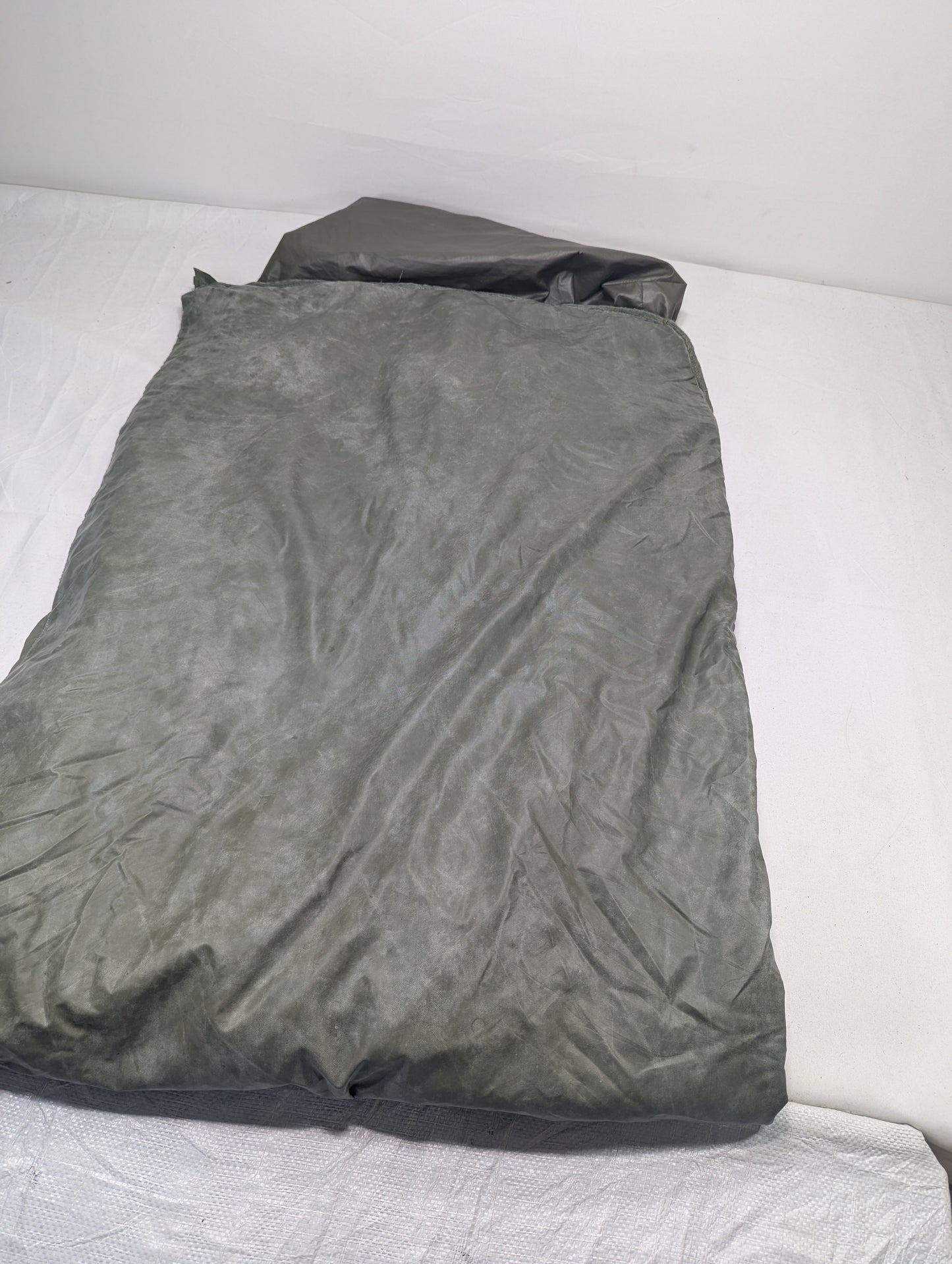 Preloved Military lot sleeping bag Sb 1D