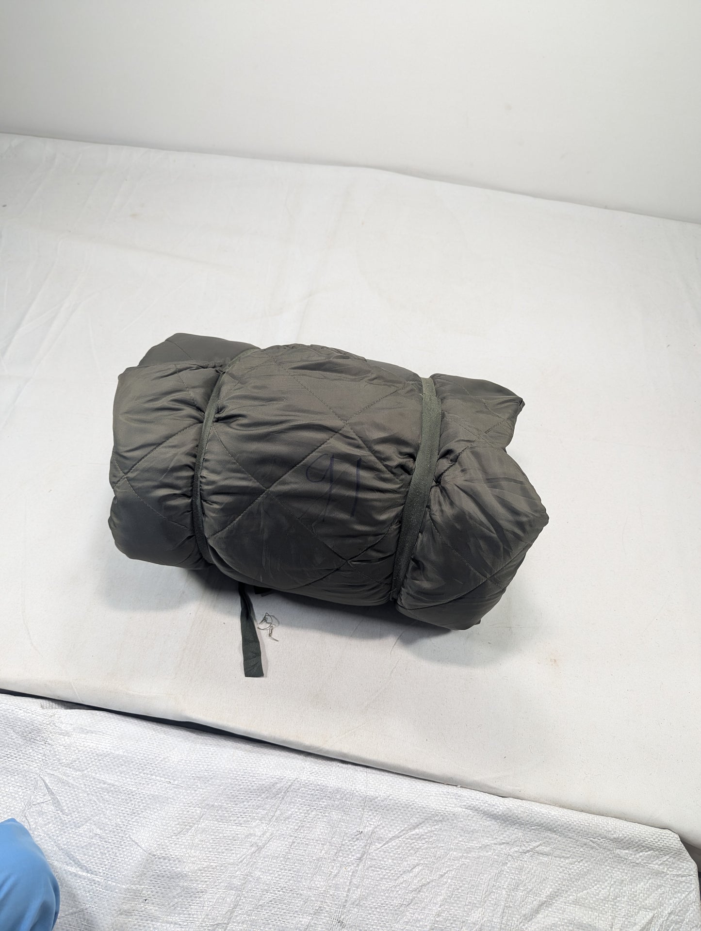 Preloved Military lot sleeping bag Sb91