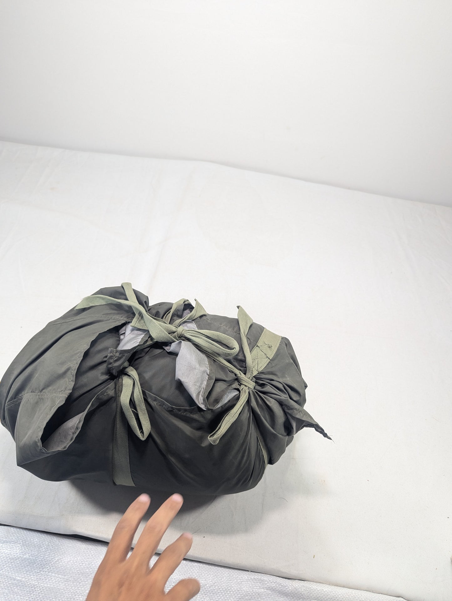 Preloved Military lot sleeping bag Sb14