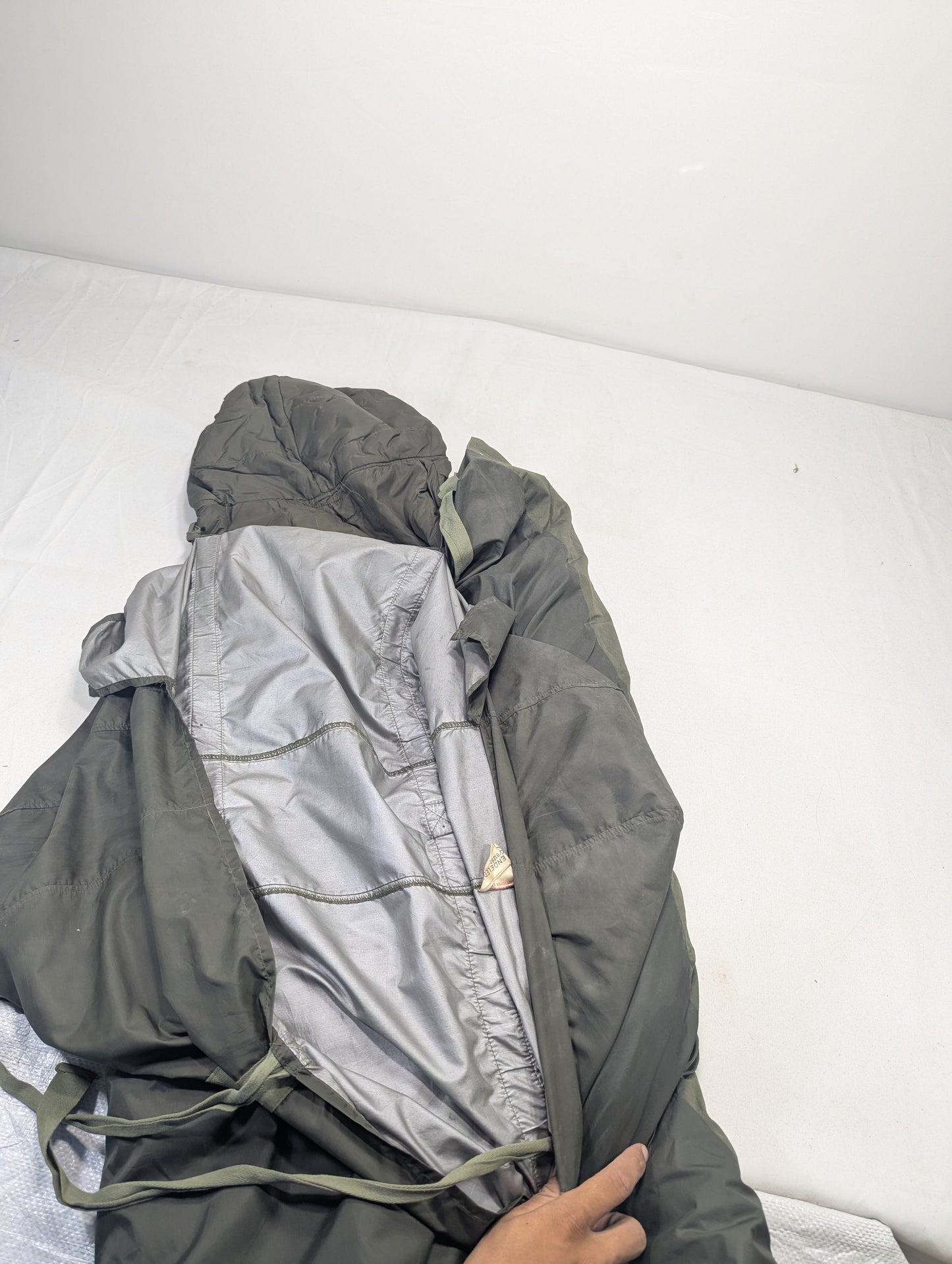 Preloved Military lot sleeping bag Sb14