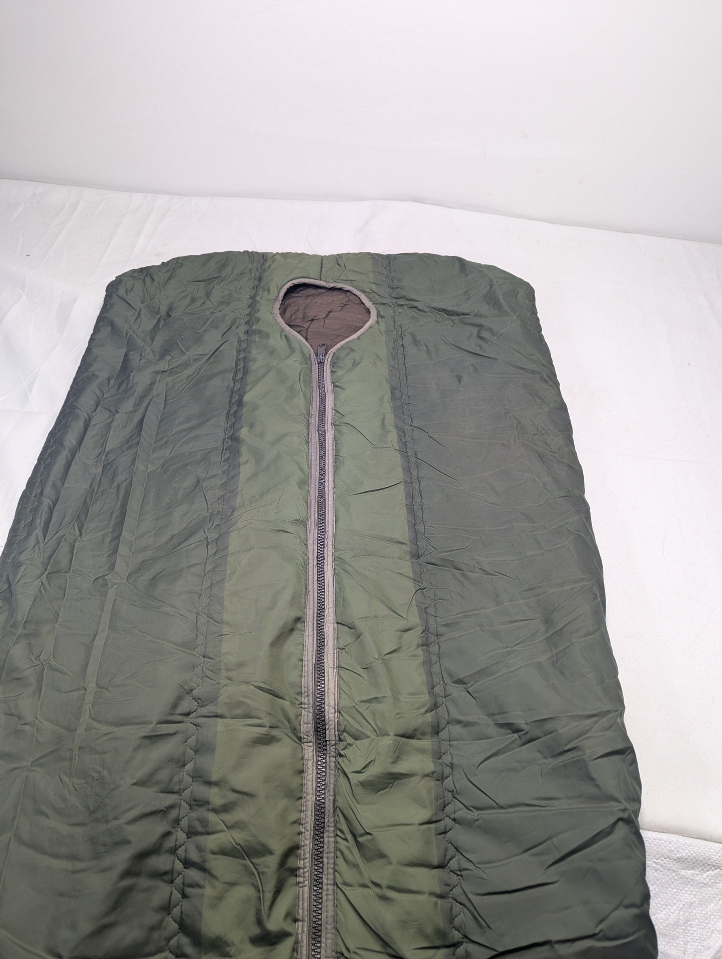 Preloved Military lot sleeping bag Sb19