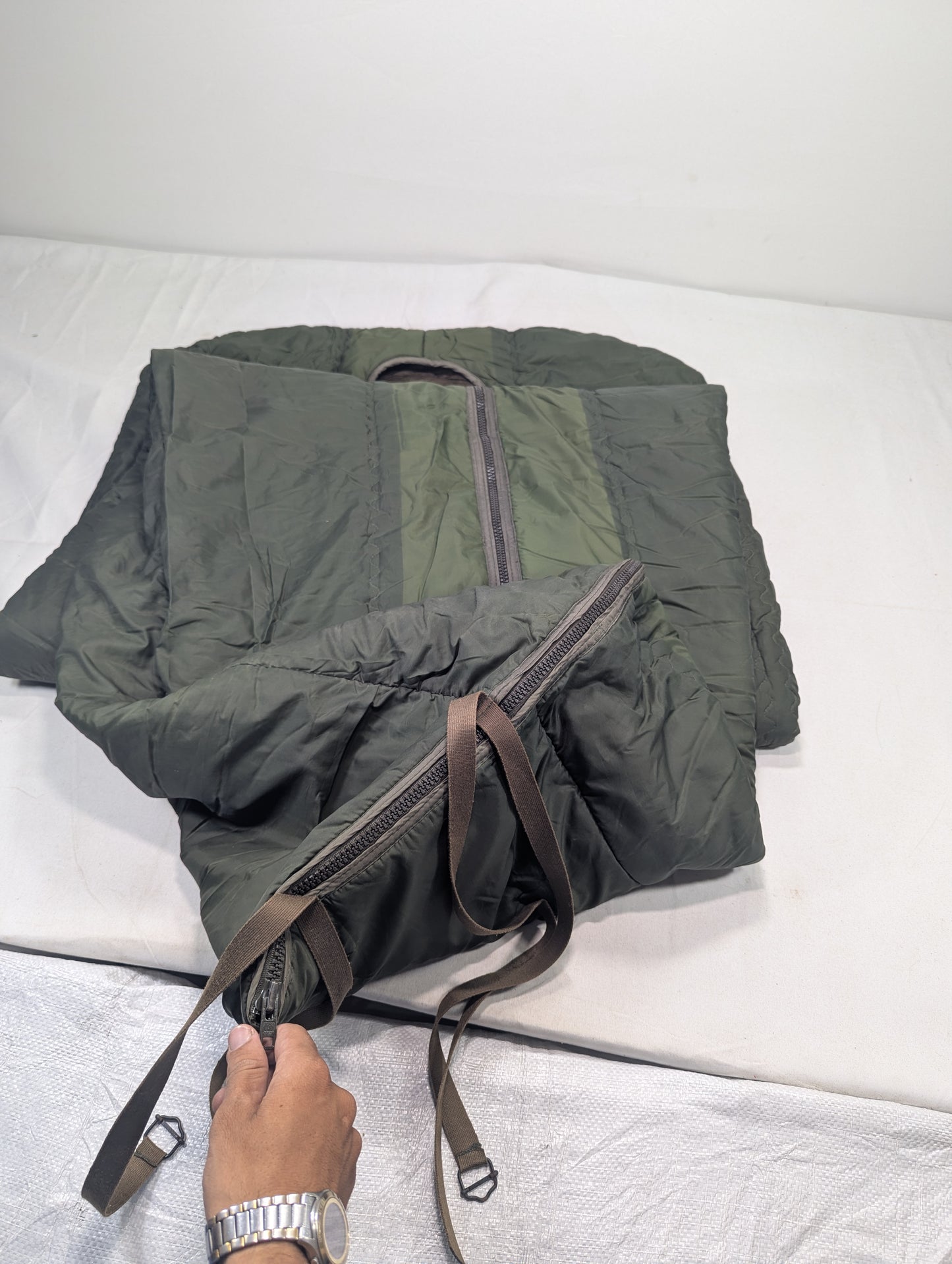 Preloved Military lot sleeping bag Sb19