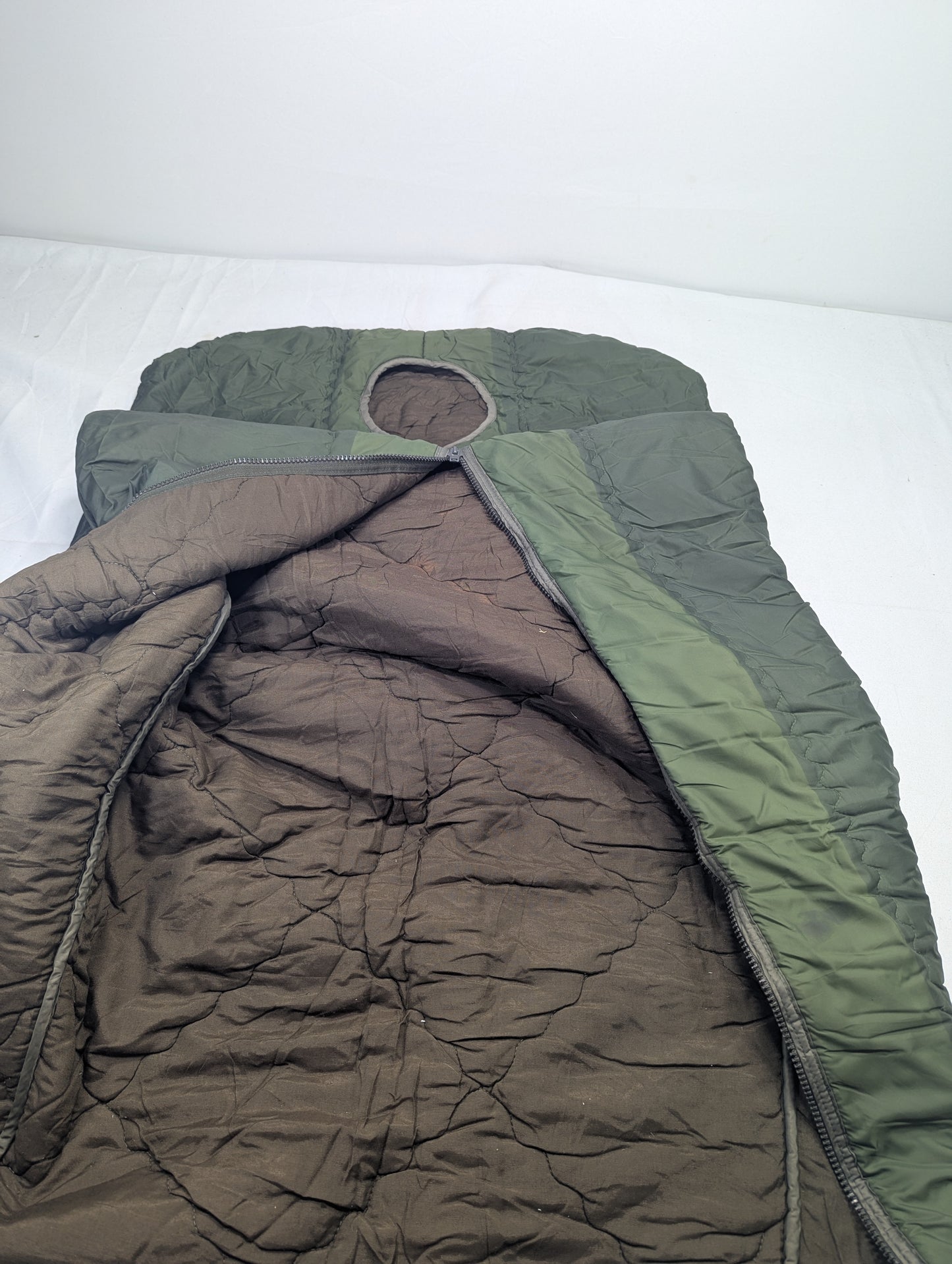 Preloved Military lot sleeping bag Sb19
