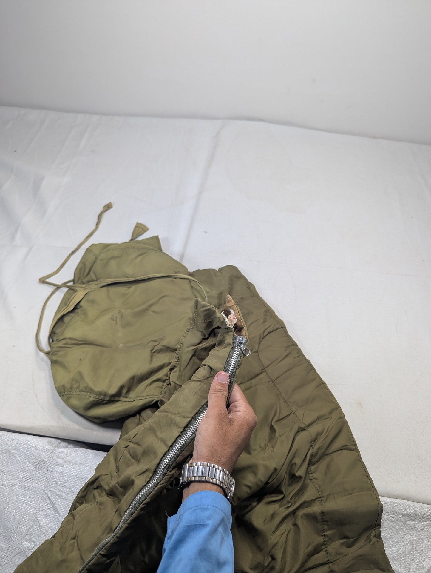 Preloved Military lot sleeping bag Sb81