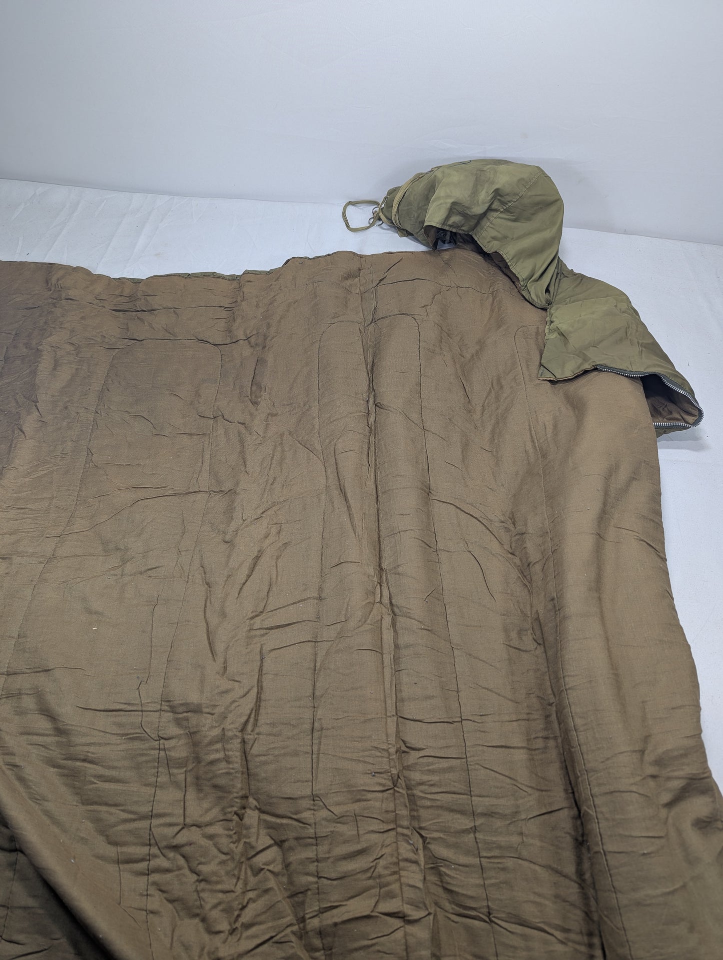 Preloved Military lot sleeping bag Sb81