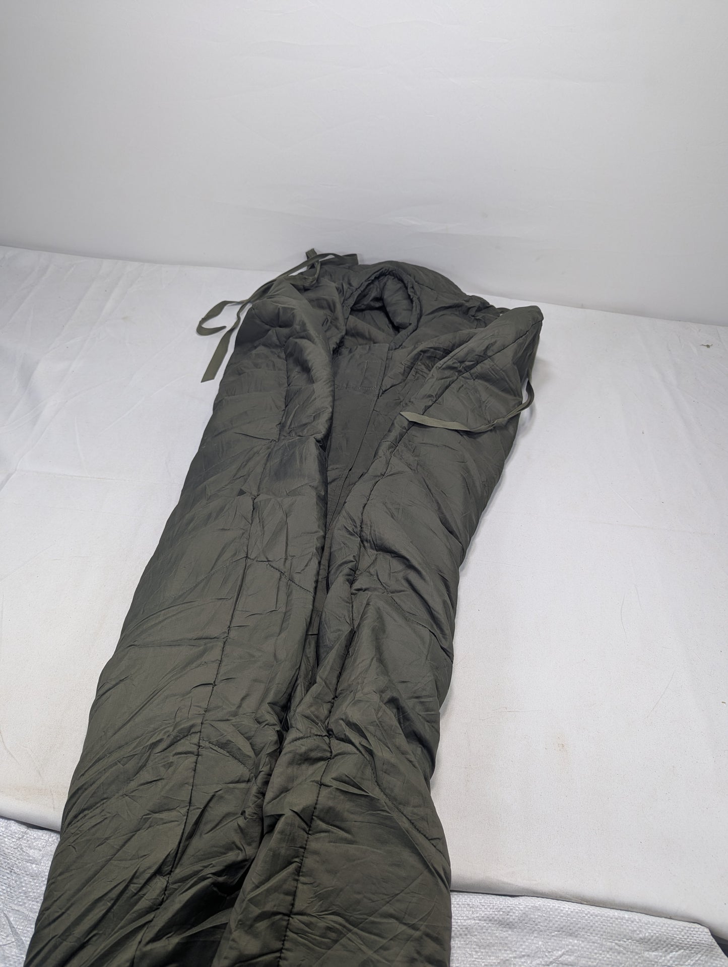 Preloved Military lot sleeping bag Sb29