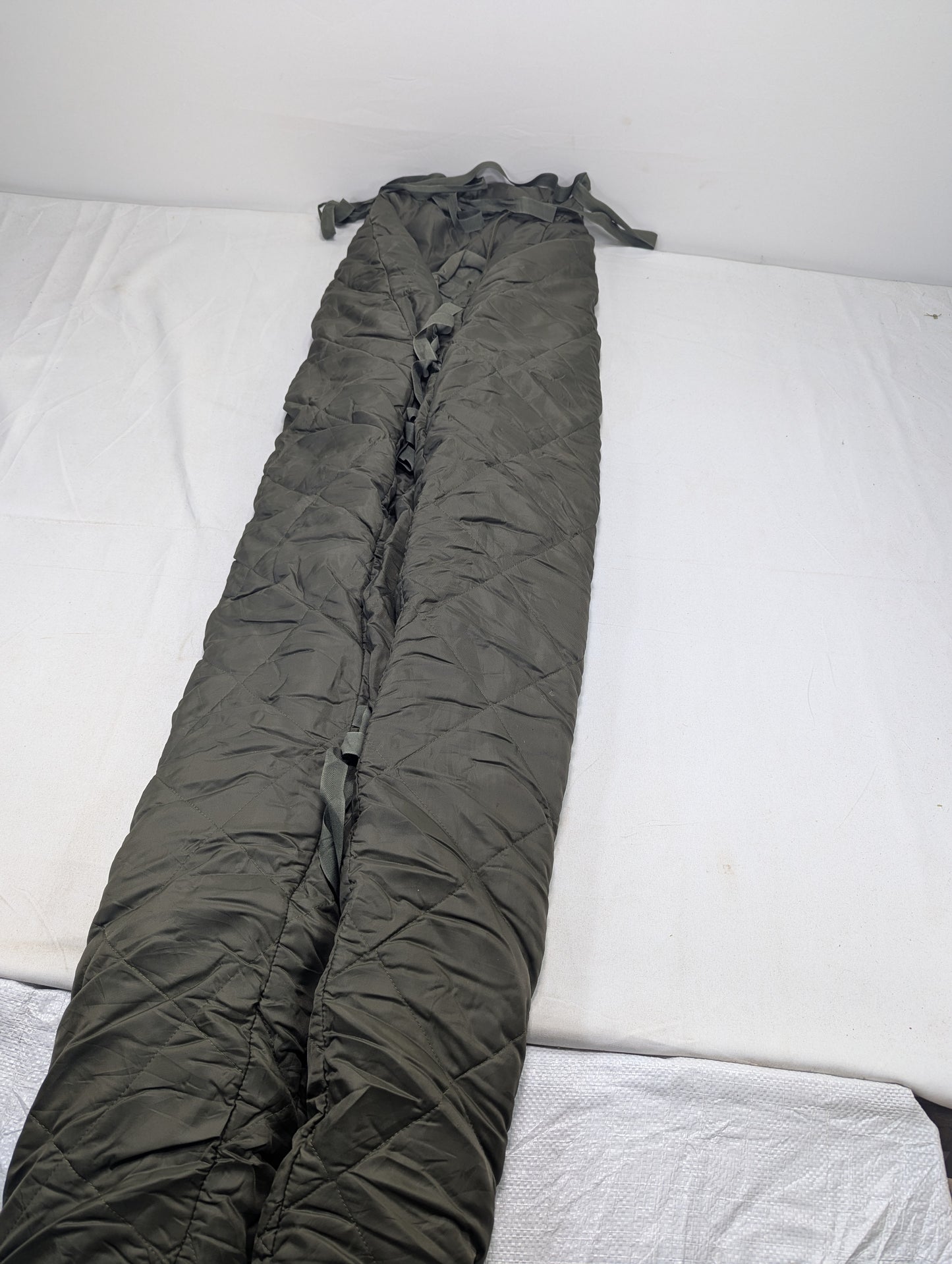 Preloved Military lot sleeping bag Sb45