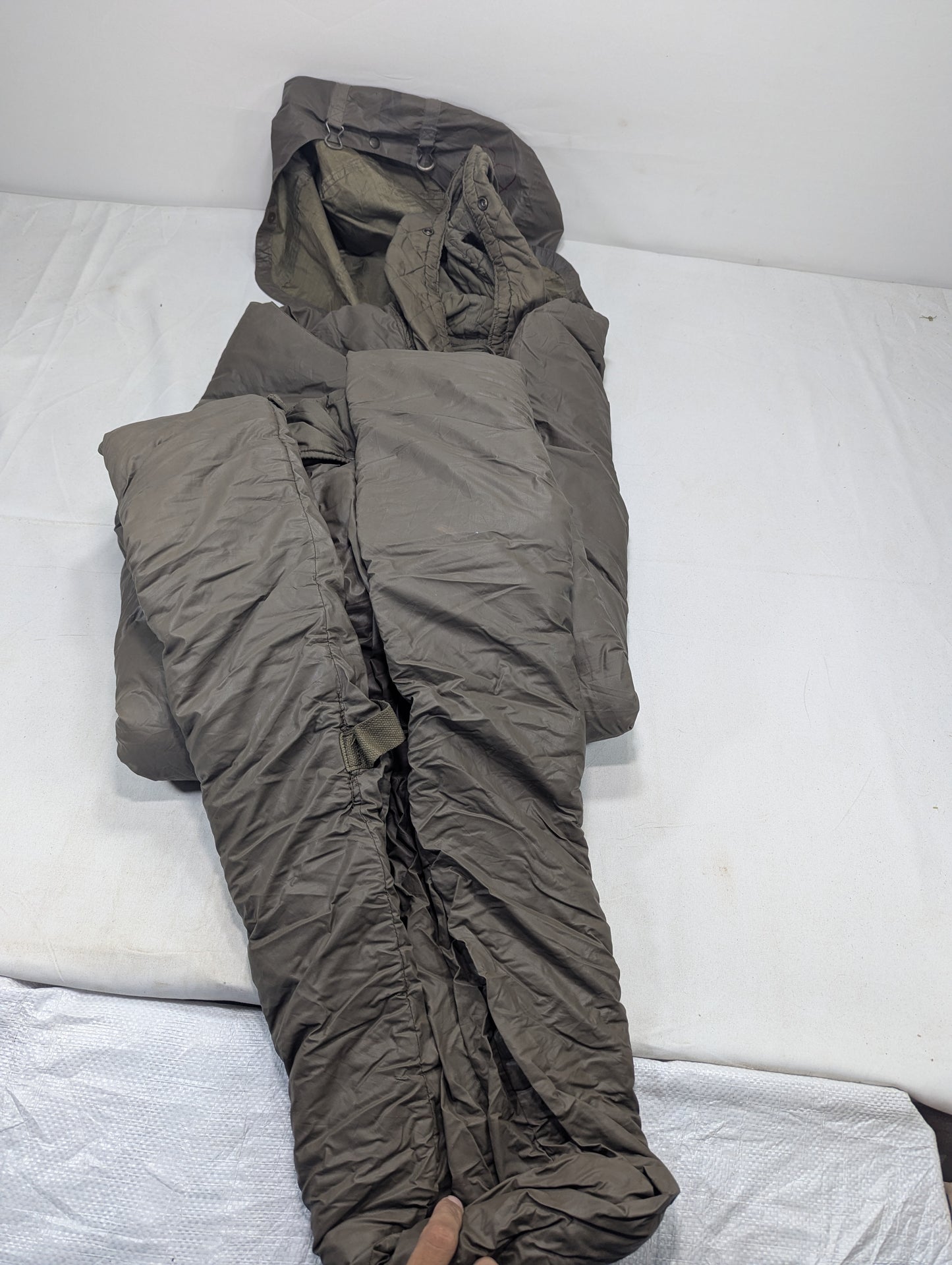 Preloved Military lot sleeping bag Sb68