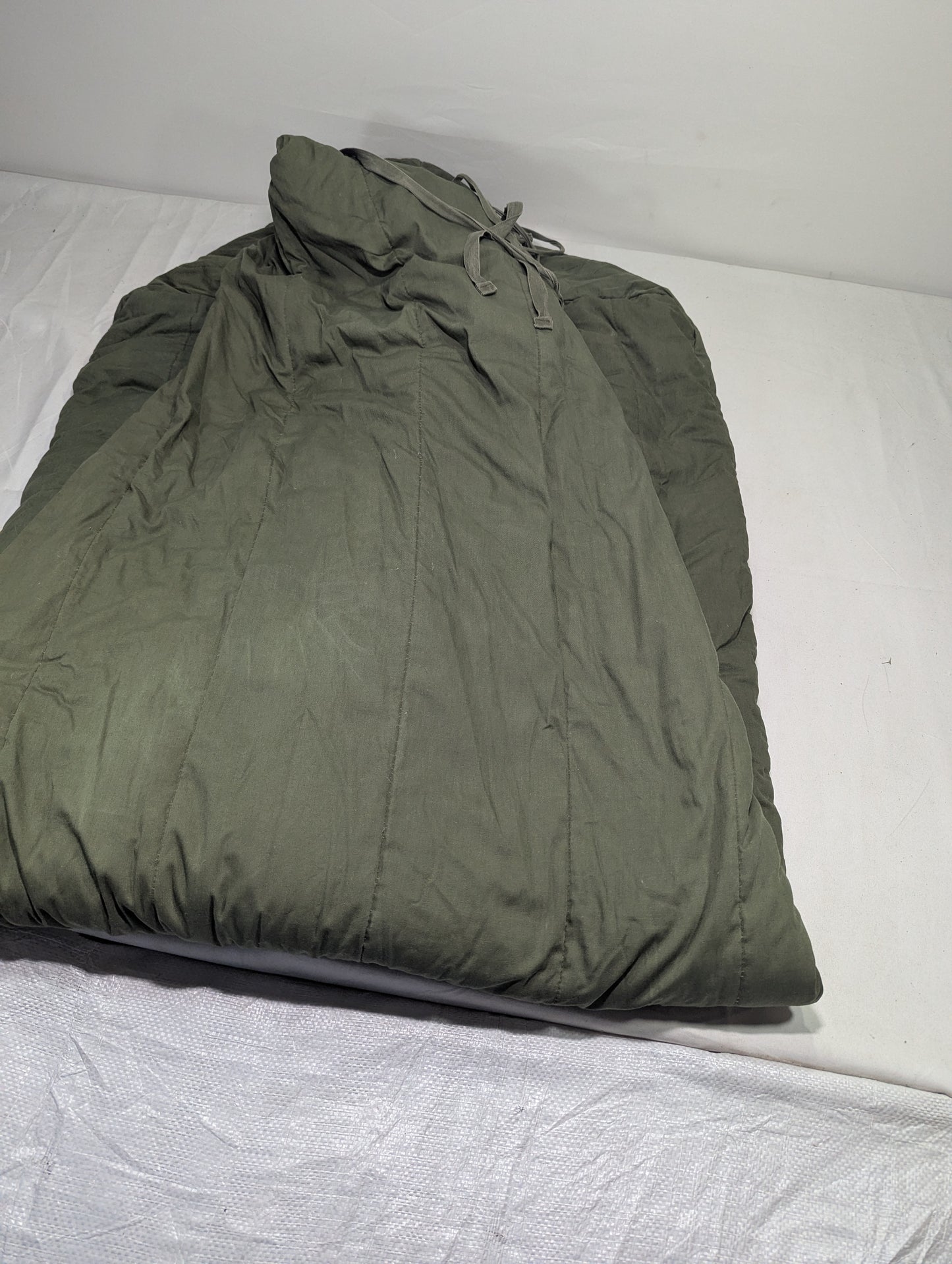 Preloved Military lot sleeping bag Sb55