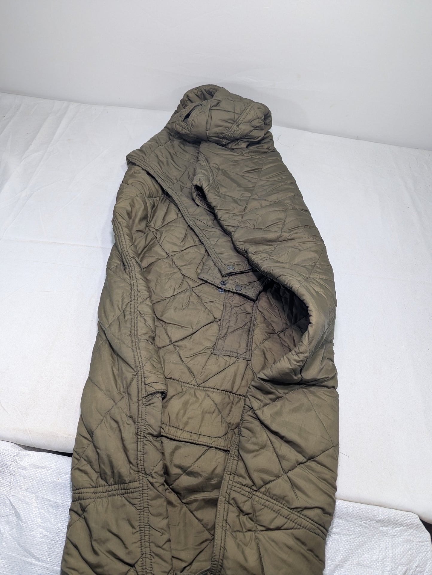 Preloved Military lot sleeping bag Sb92