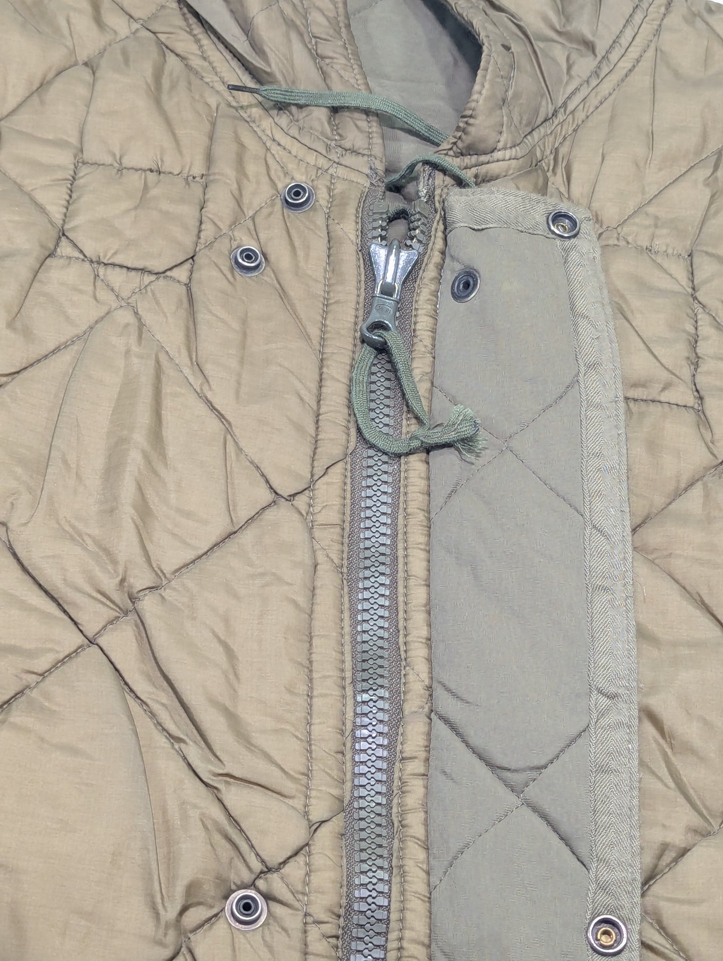 Preloved Military lot sleeping bag Sb92