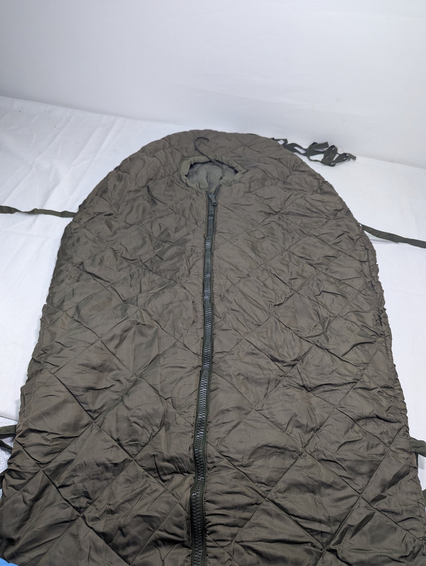 Preloved Military lot sleeping bag Sb182