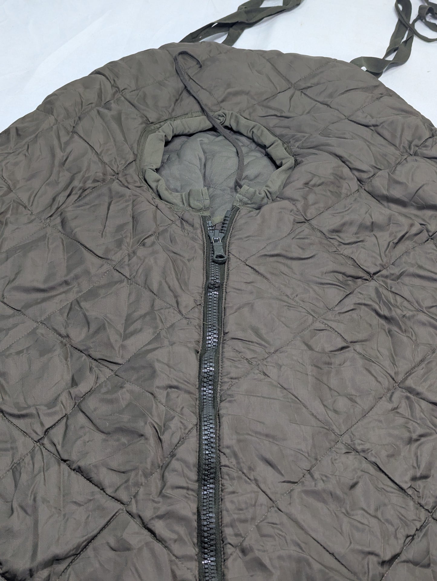 Preloved Military lot sleeping bag Sb182
