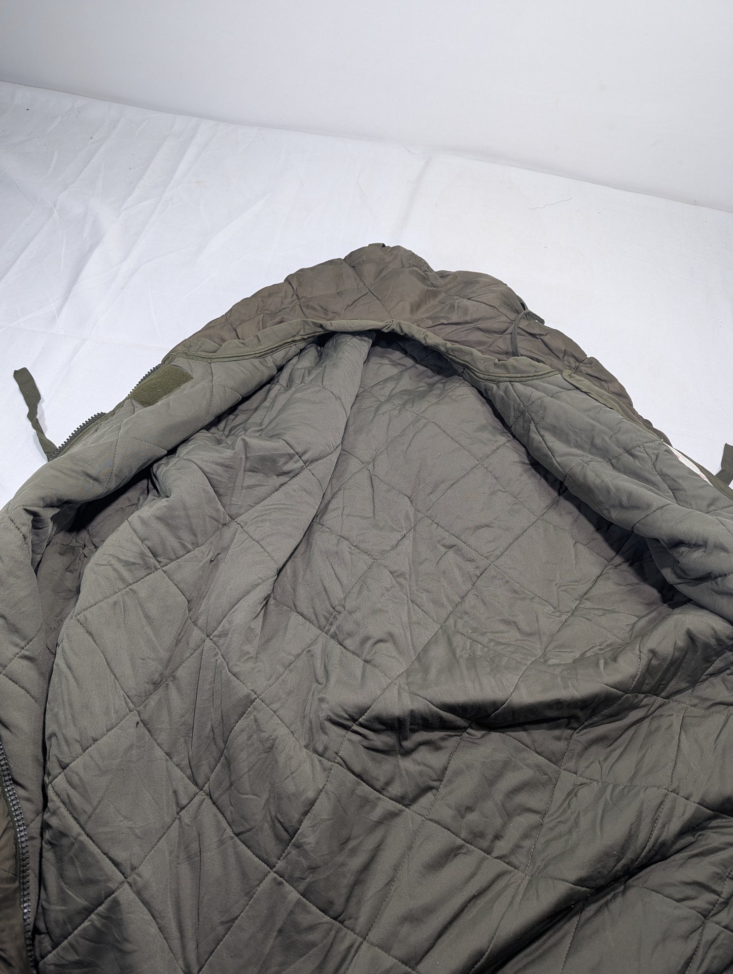 Preloved Military lot sleeping bag Sb182