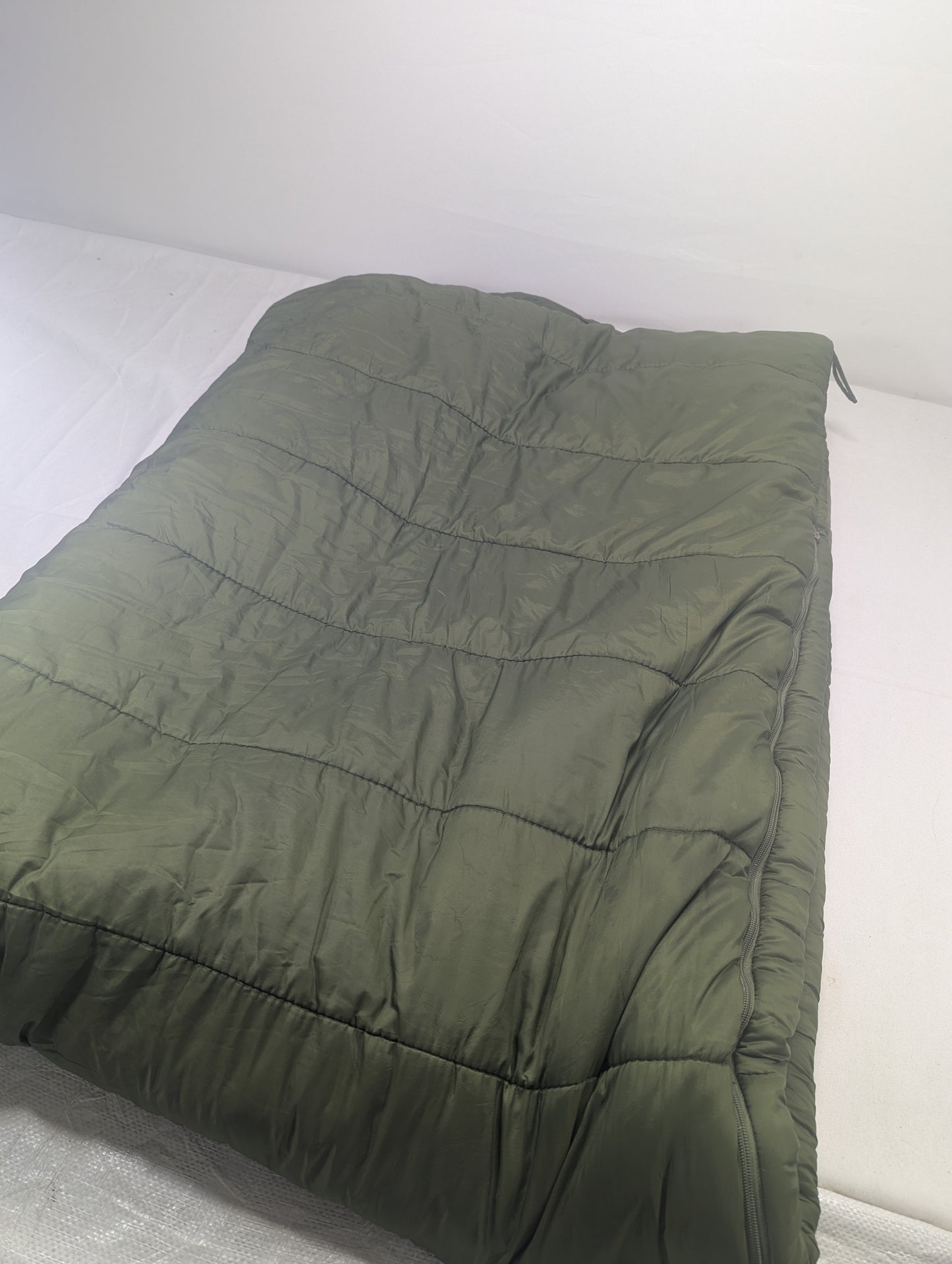 Preloved Military lot sleeping bag Sb60