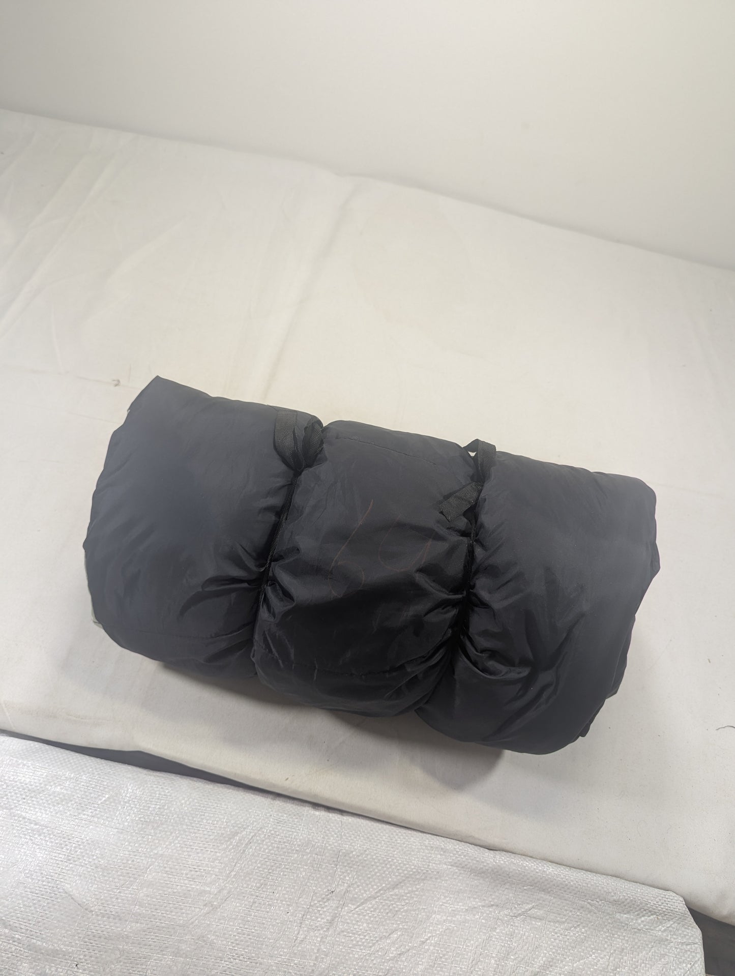 Preloved Military lot sleeping bag Sb64