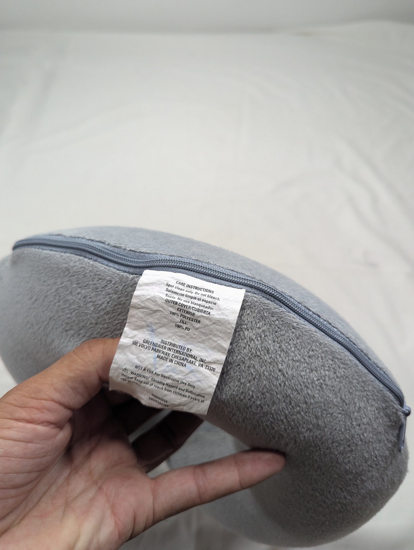 Imported lot U shaped memory foam neck pilow