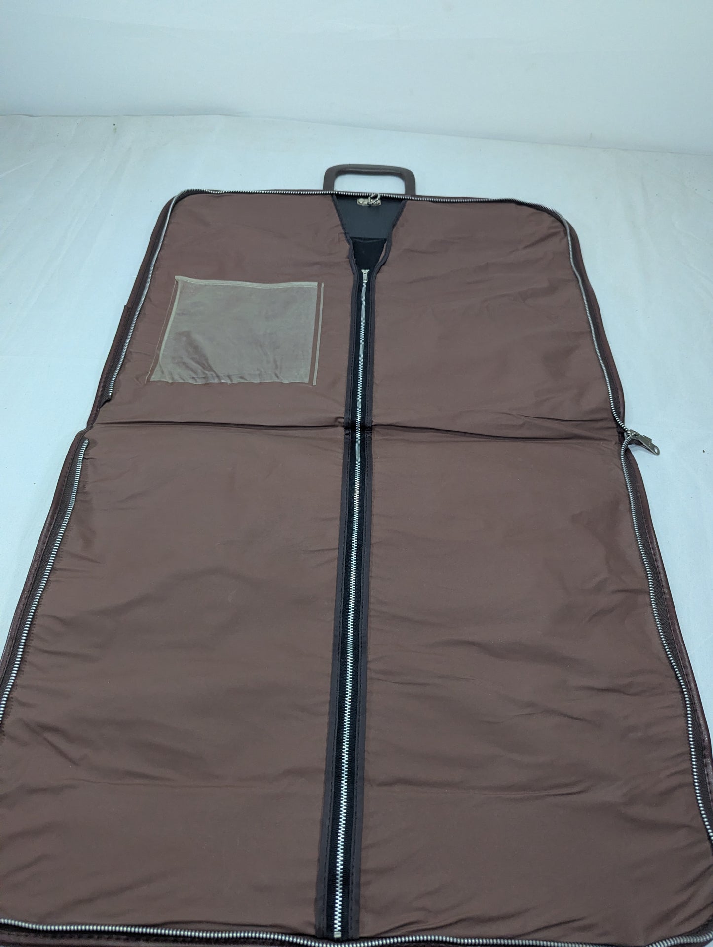 suit Title will update soon