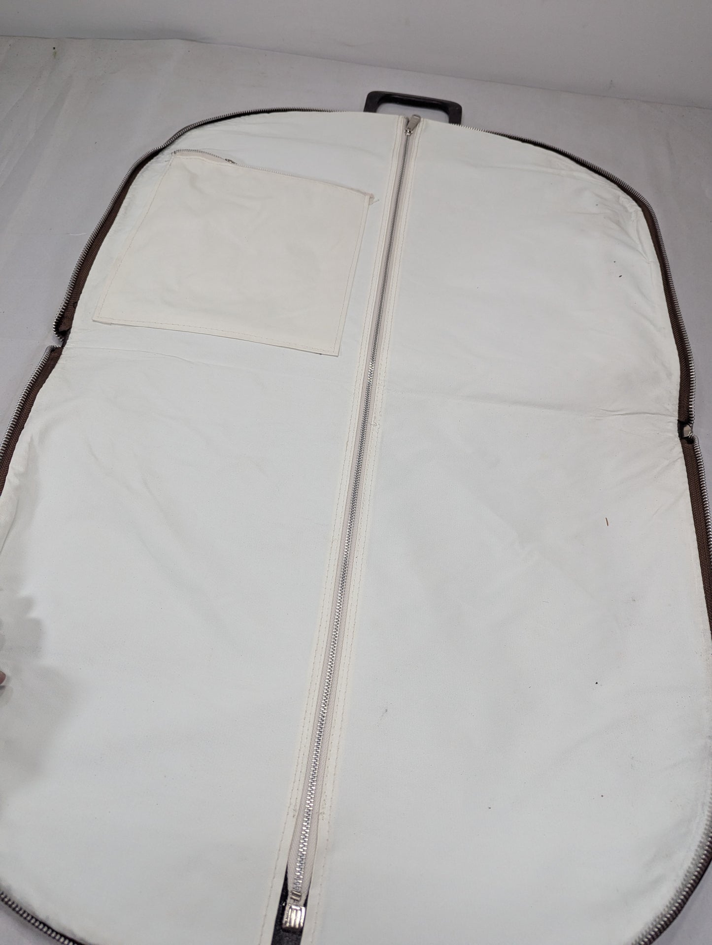 suit Title will update soon