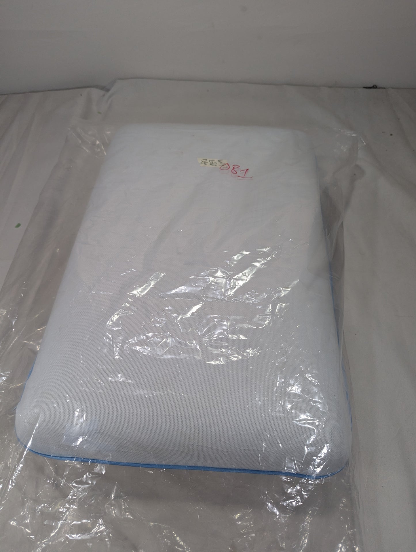 Imported Authentic Memory foam Pillow P081