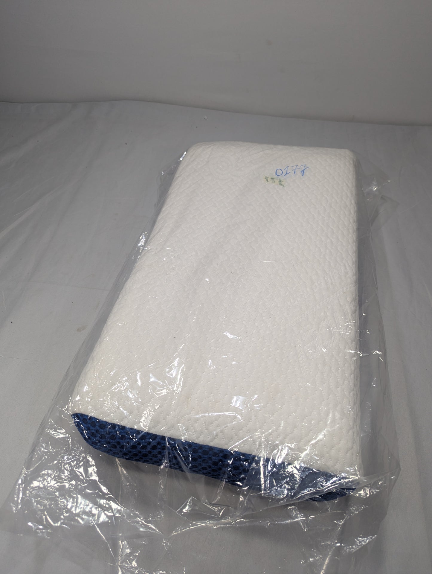 Imported Authentic Memory foam Pillow P0177